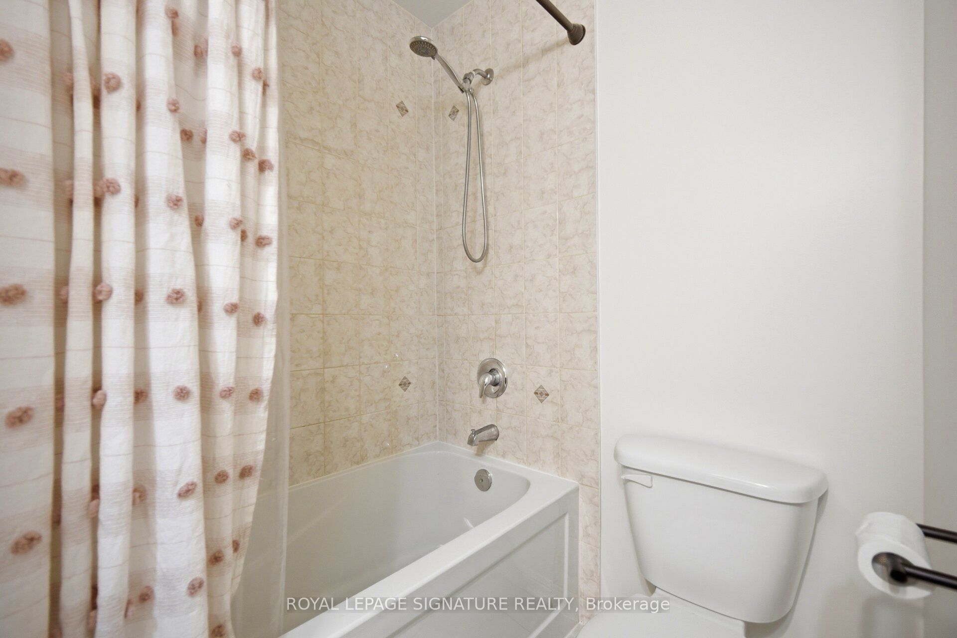 6020 Derry Road 22 Property Photo 41