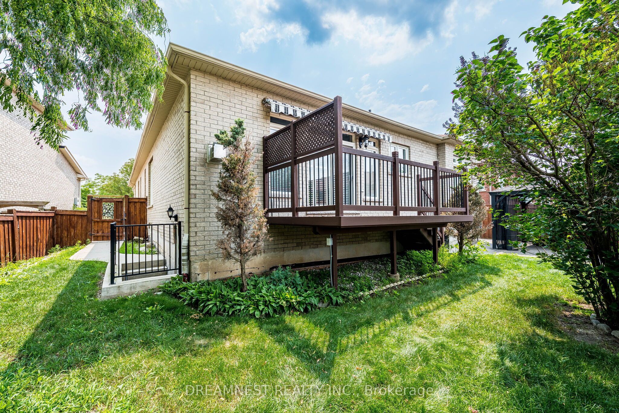 1515 Stewart Crescent Property Photo 30