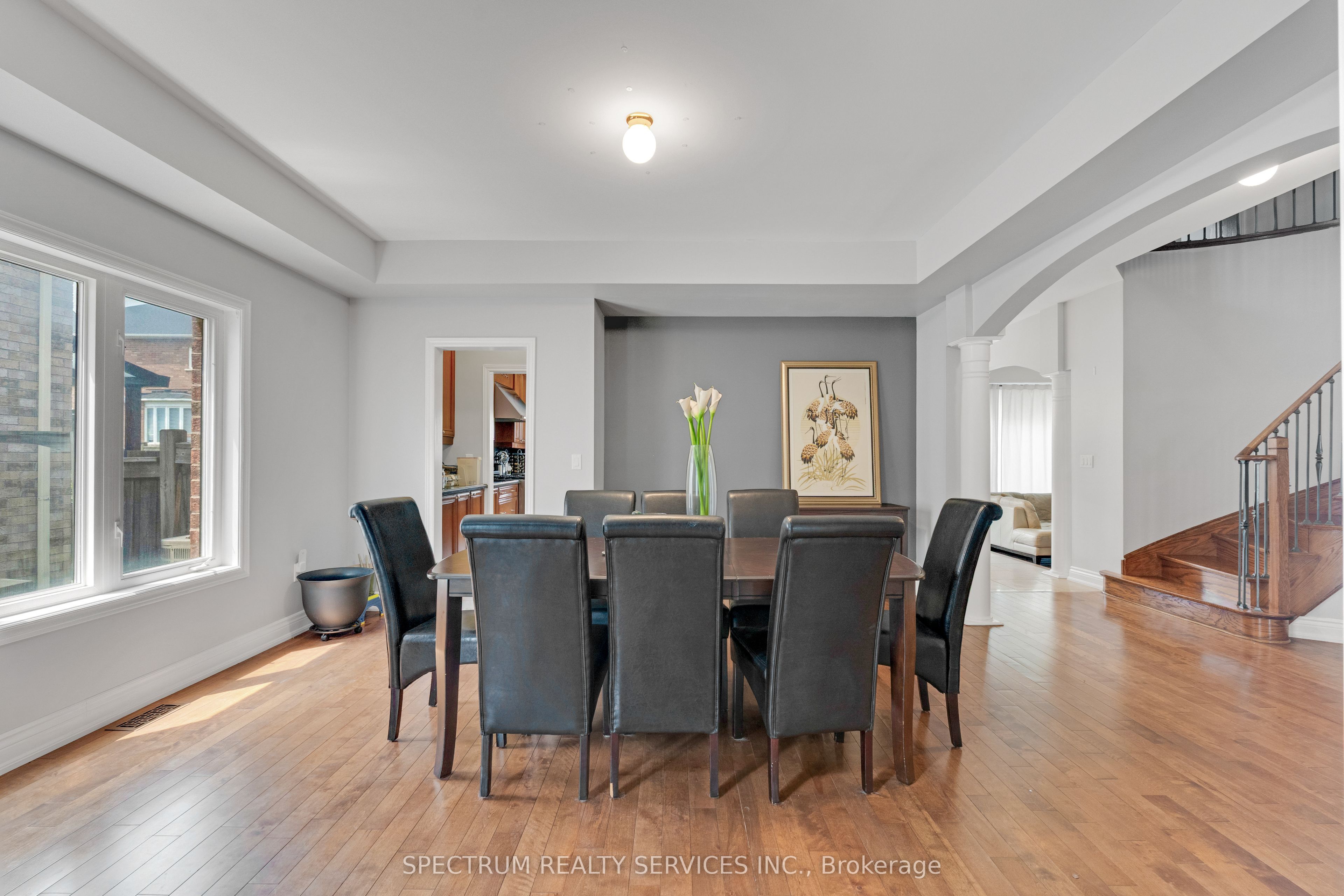 24 Aristocrat Road Property Photo 7