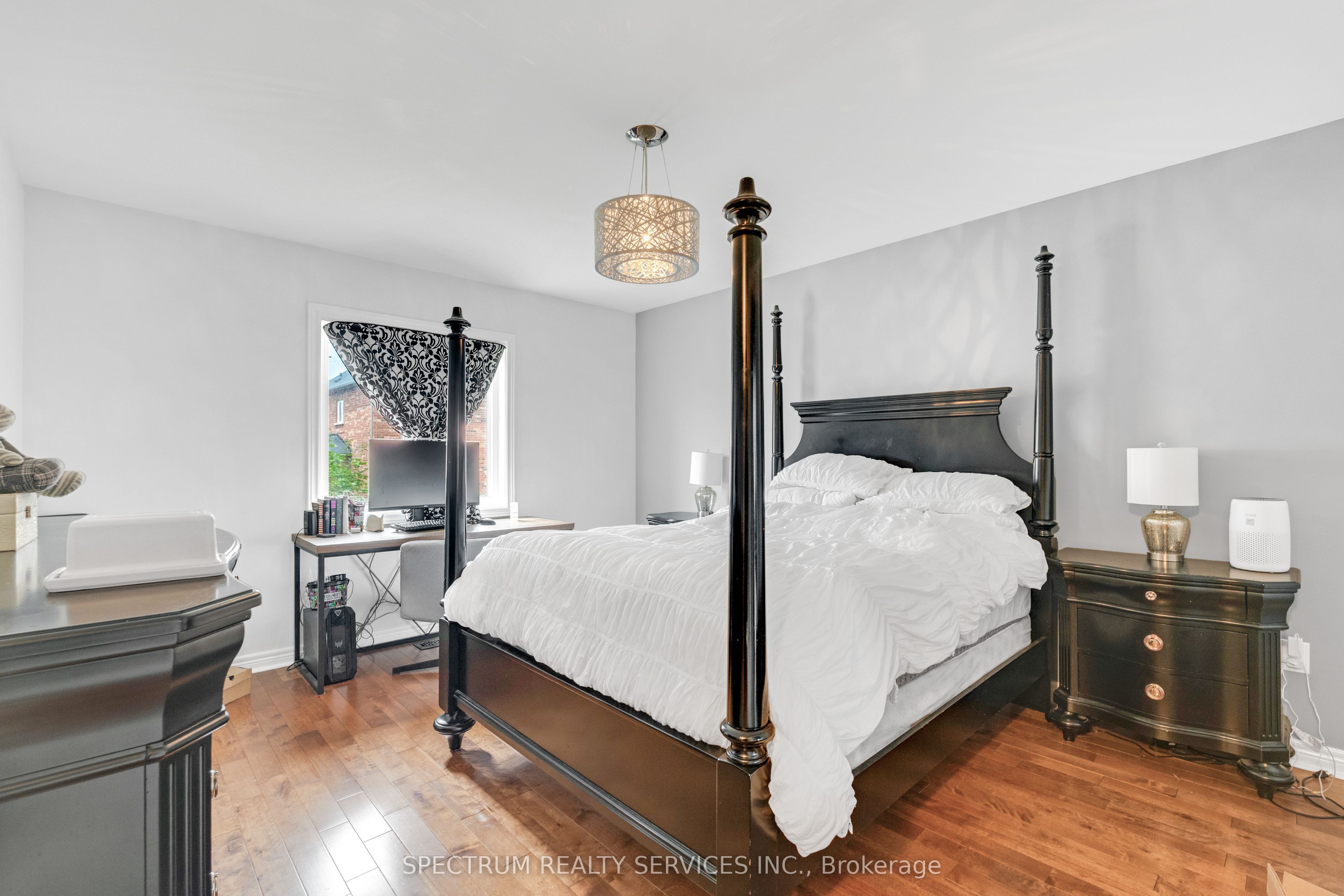 24 Aristocrat Road Property Photo 24