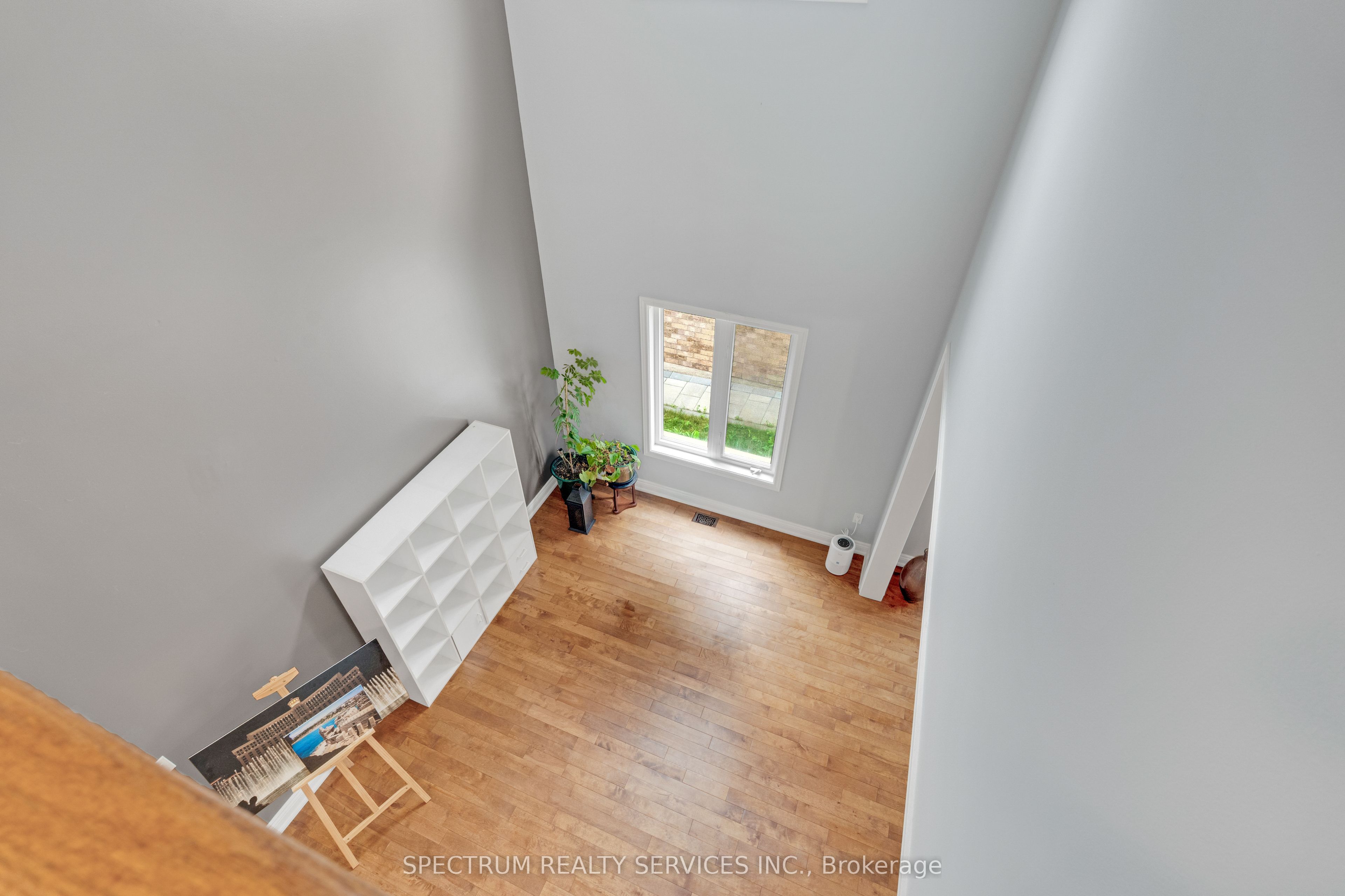 24 Aristocrat Road Property Photo 30
