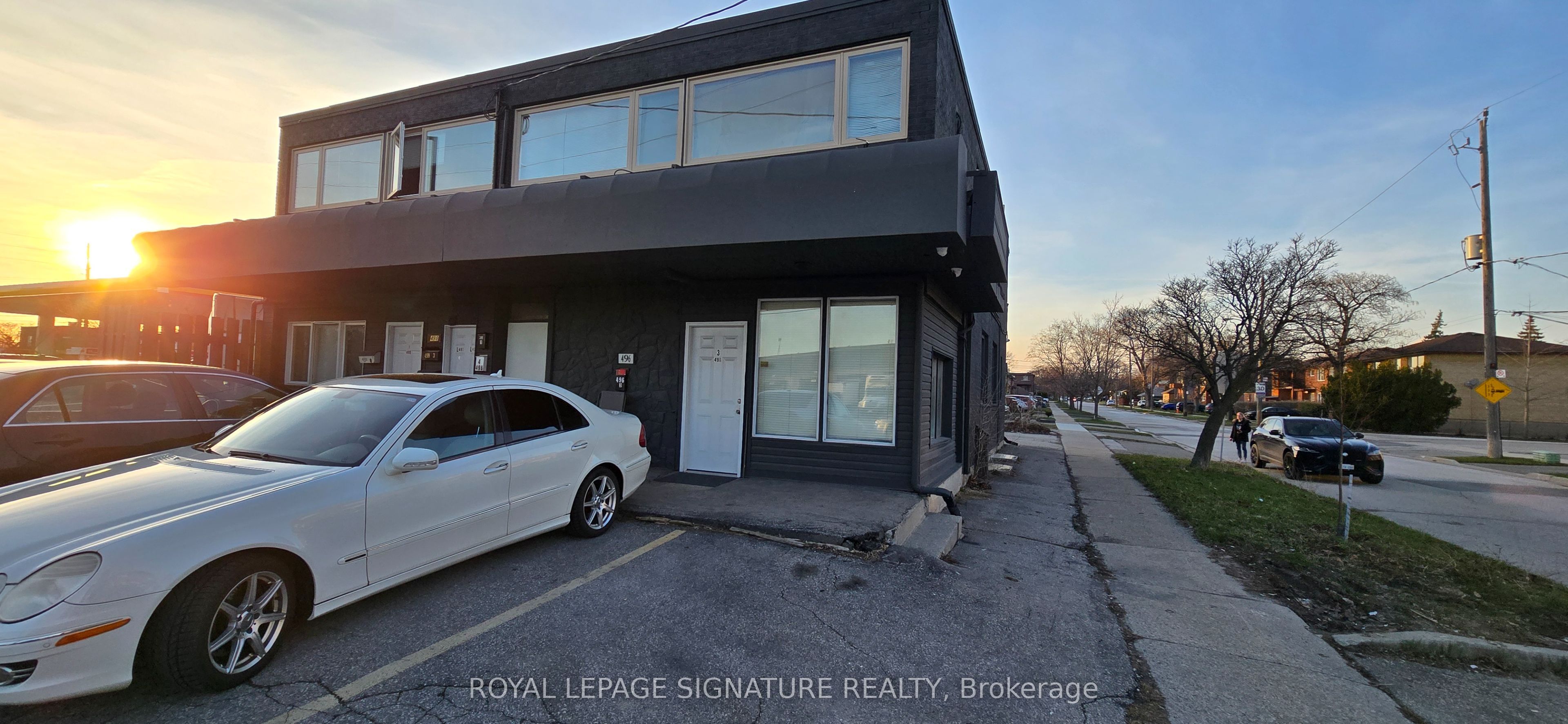 498 Horner Avenue L4 Property Photo 1