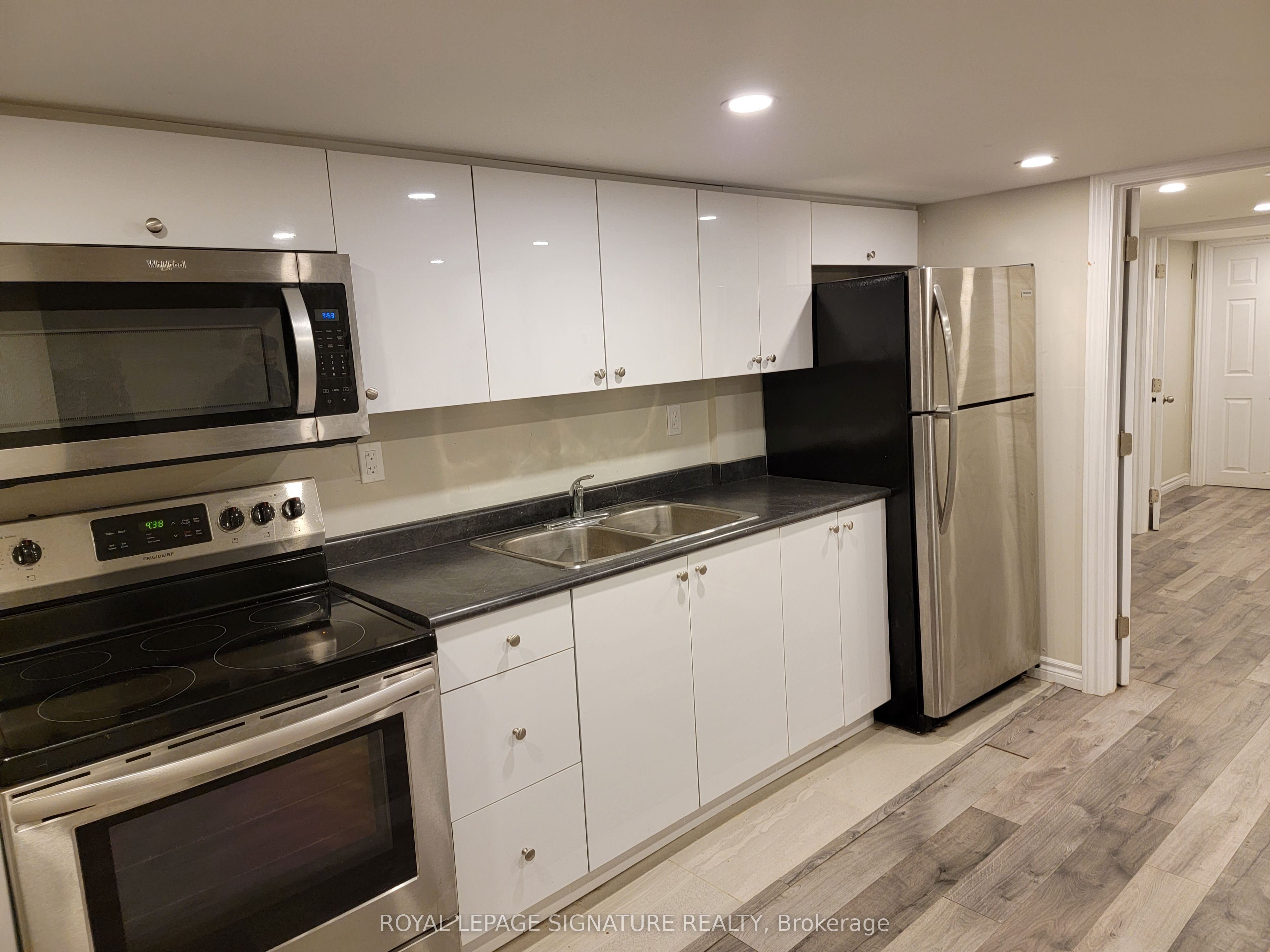 498 Horner Avenue L4 Property Photo 4