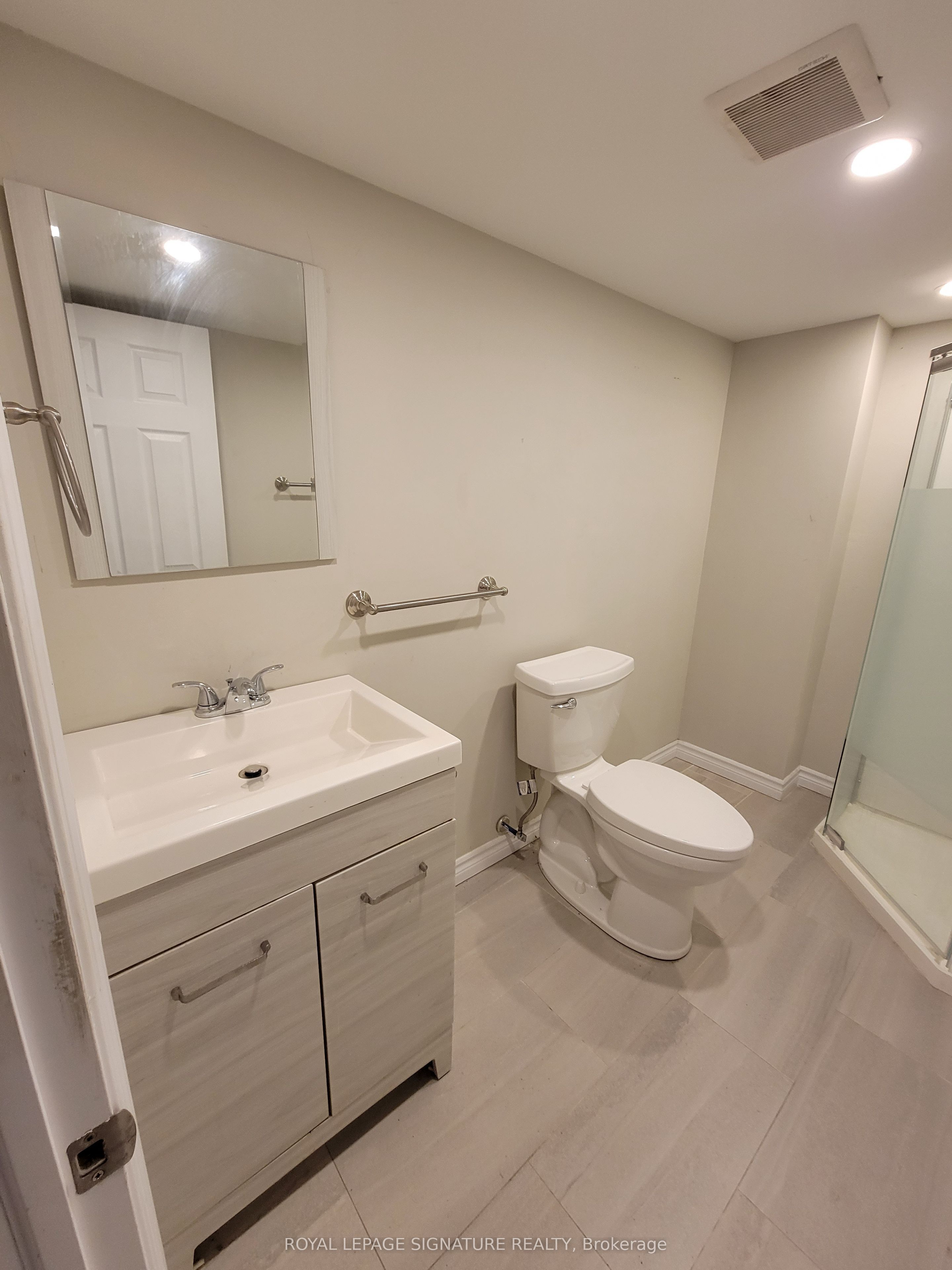 498 Horner Avenue L4 Property Photo 12