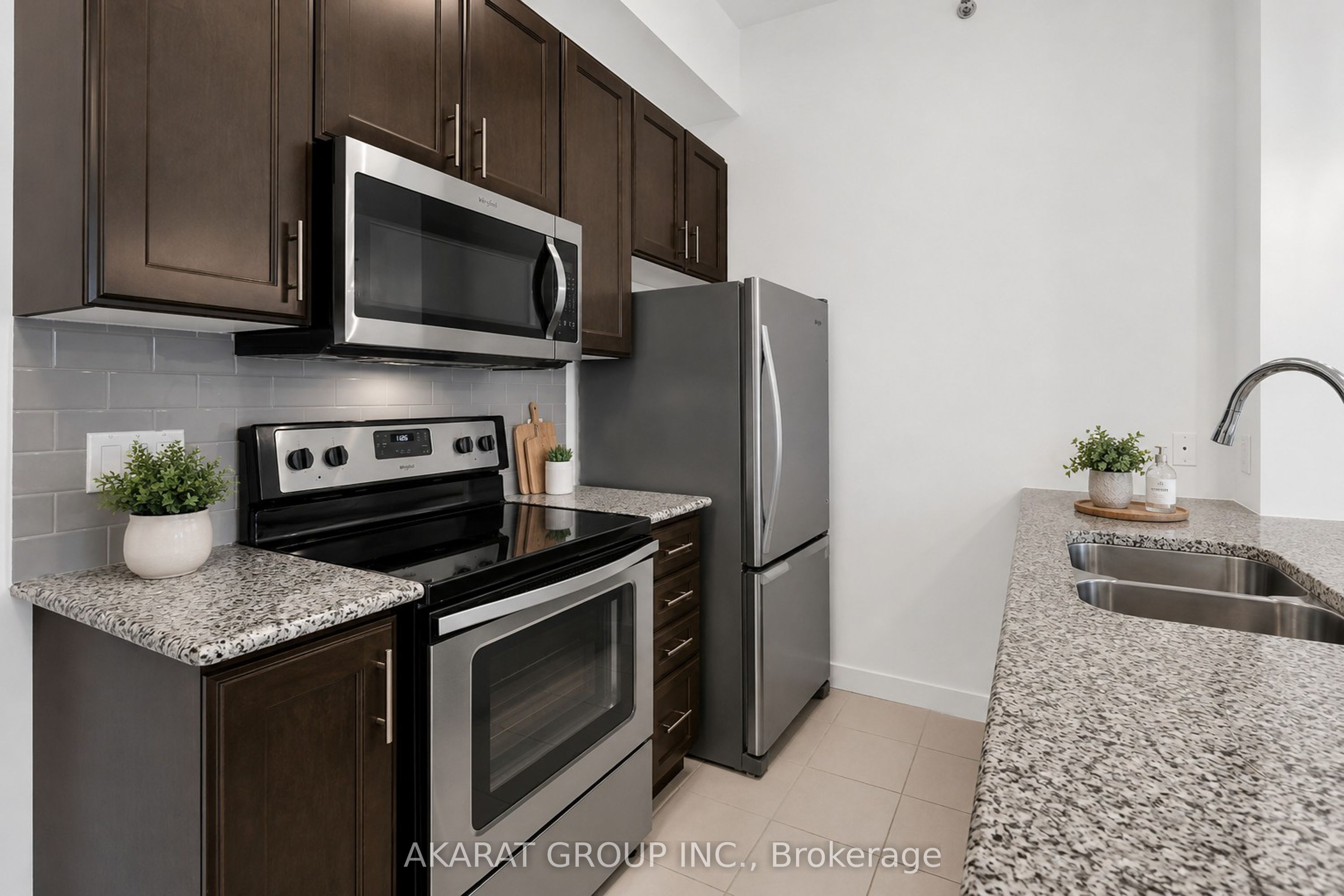2486 Old Bronte Road 803 Property Photo 11