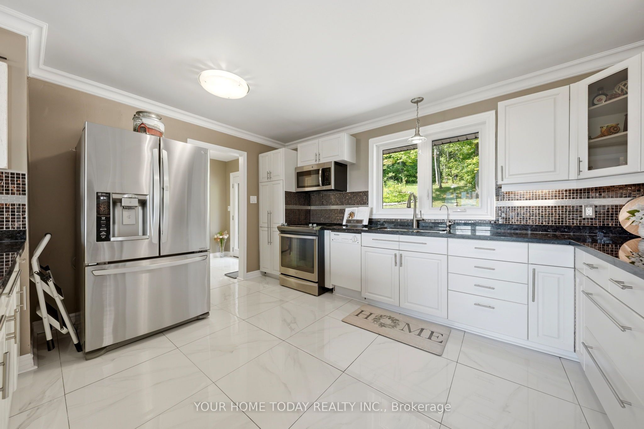 15585 Clayhill Road Property Photo 6