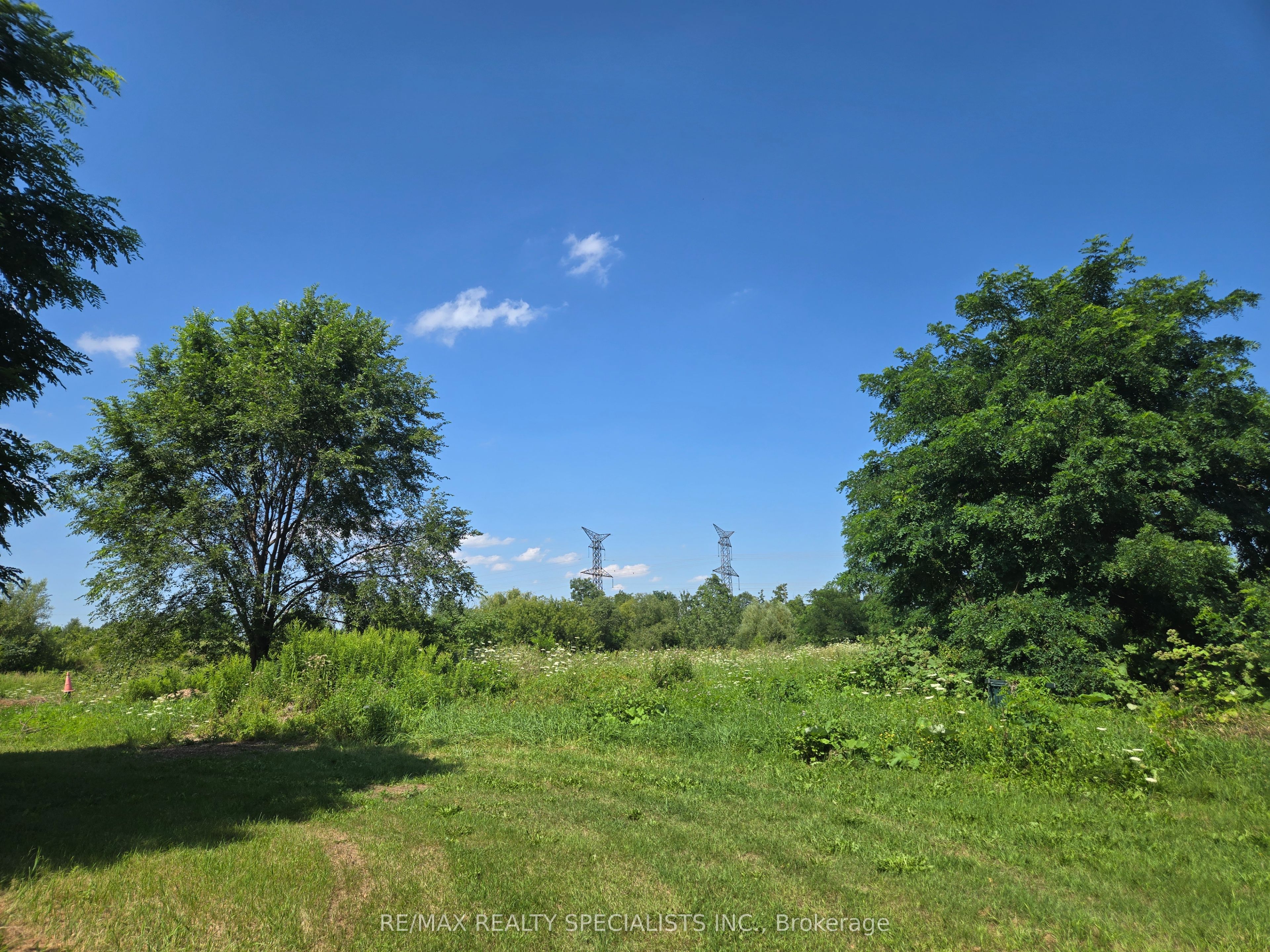5193 Eighth Line Property Photo 8
