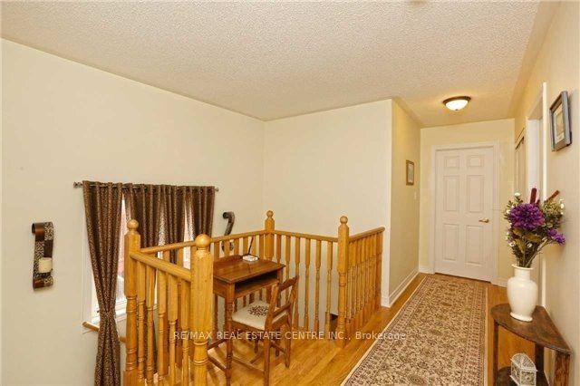 43 Joywill Court Property Photo 5