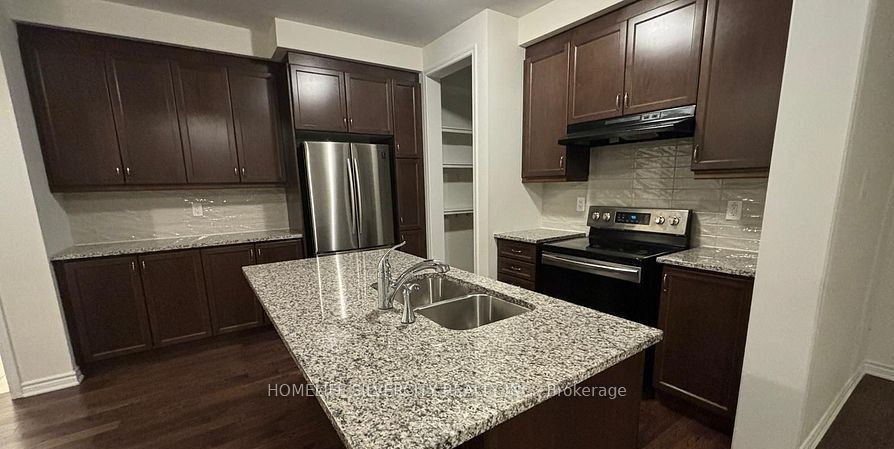 39 Boothill Drive Property Photo 4