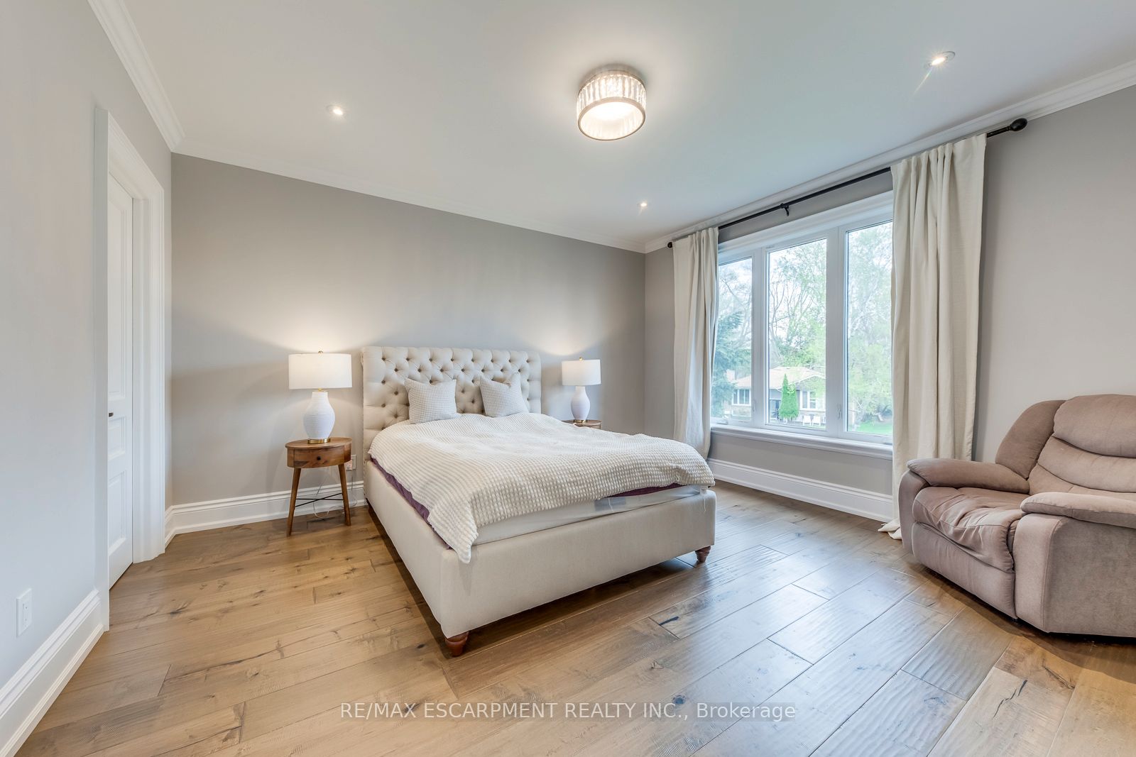 436 Willis Drive Property Photo 32