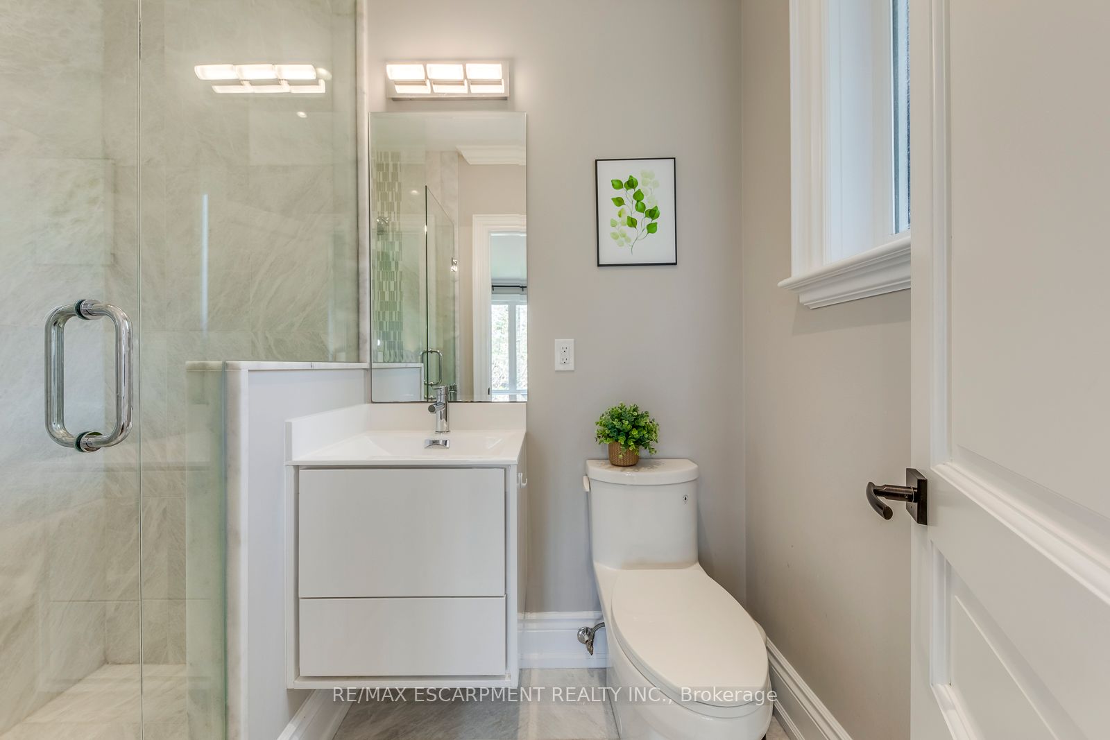 436 Willis Drive Property Photo 33