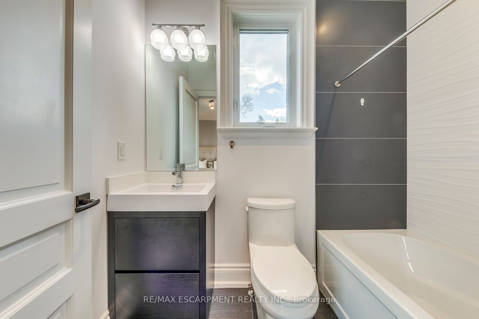 436 Willis Drive Property Photo 35