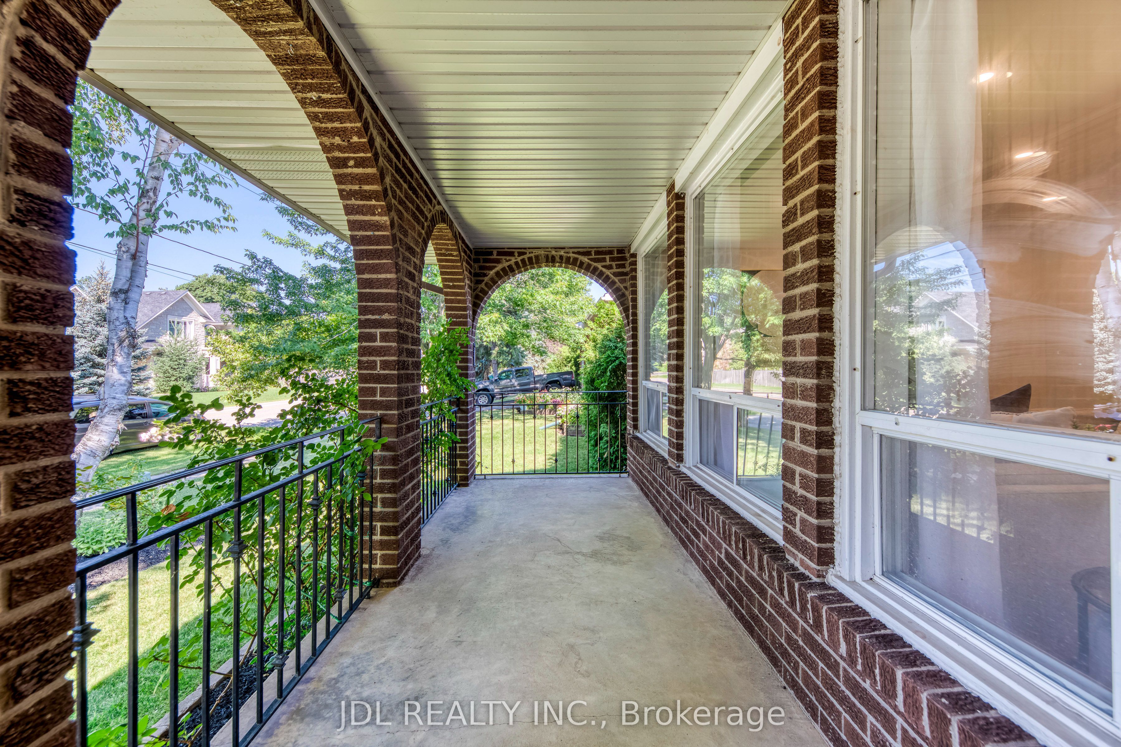 323 Warminster Drive S Property Photo 2