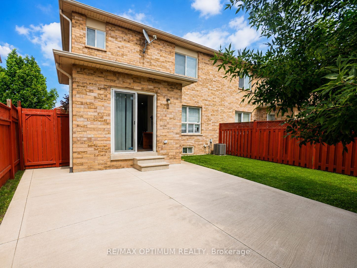 8 Topiary Lane Property Photo 19