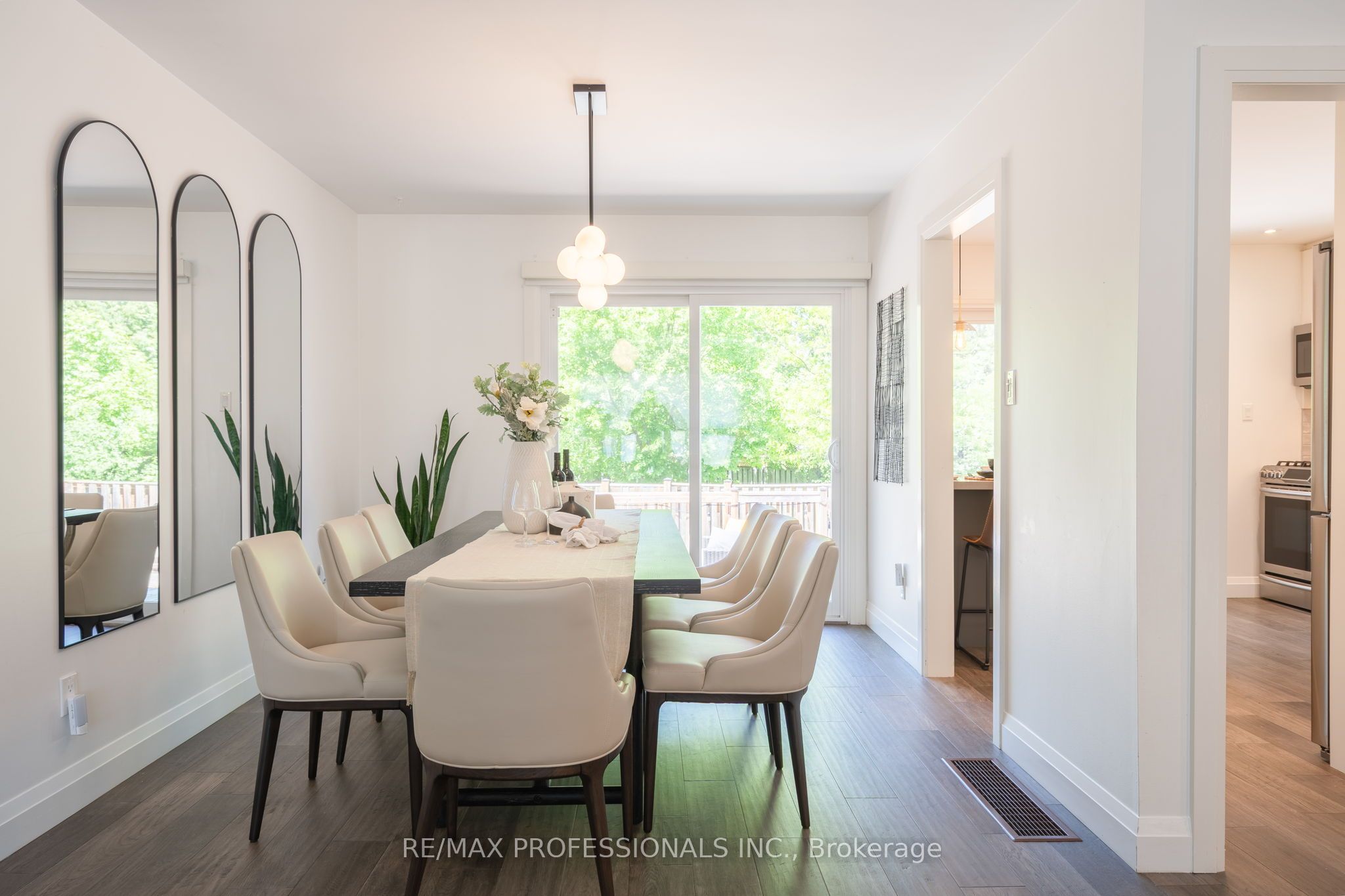 3125 Riverview Street Property Photo 7