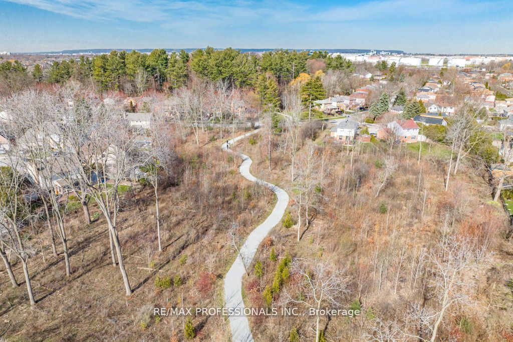 3125 Riverview Street Property Photo 40