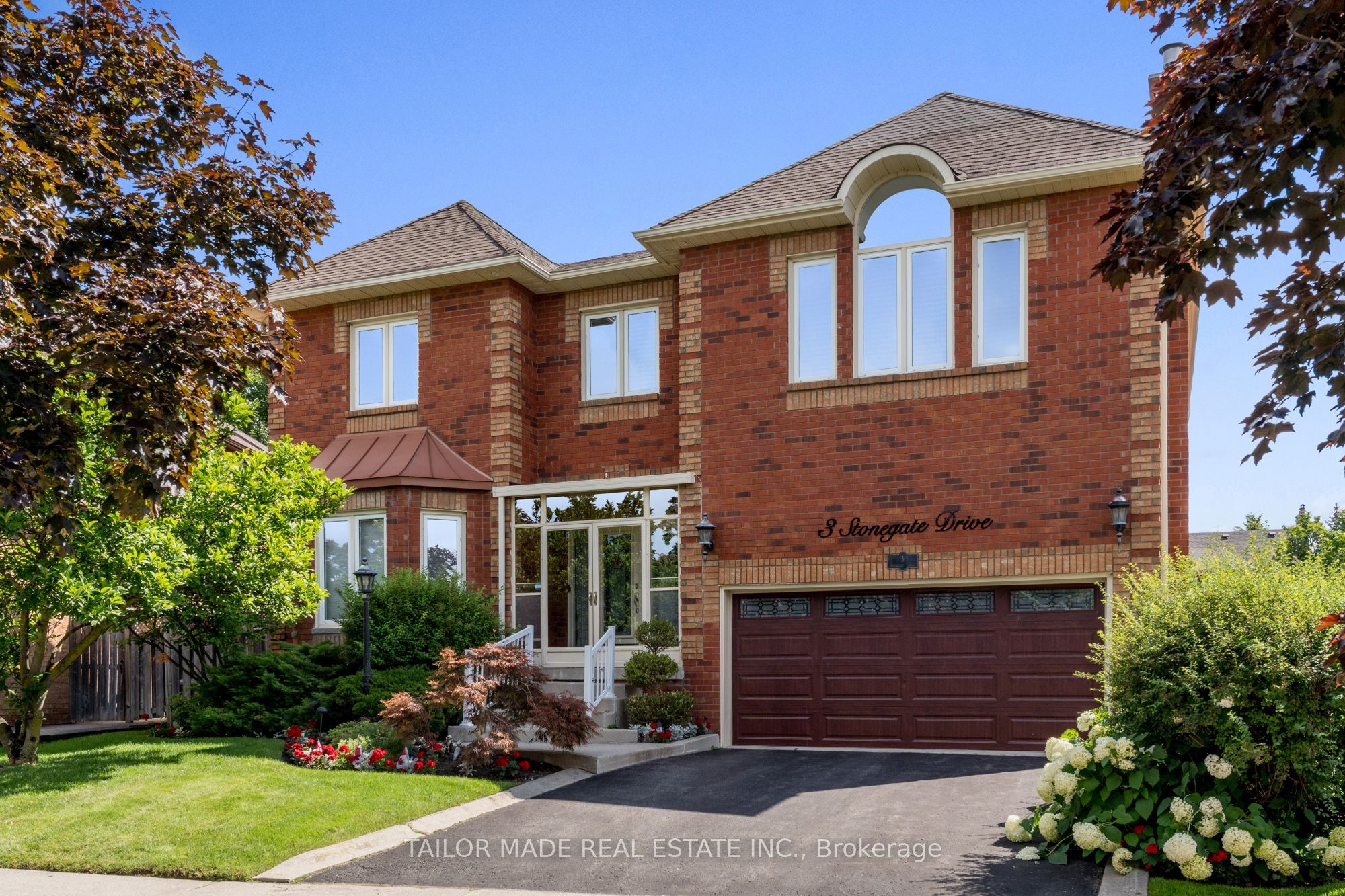 3 Stonegate Drive Property Photo 1