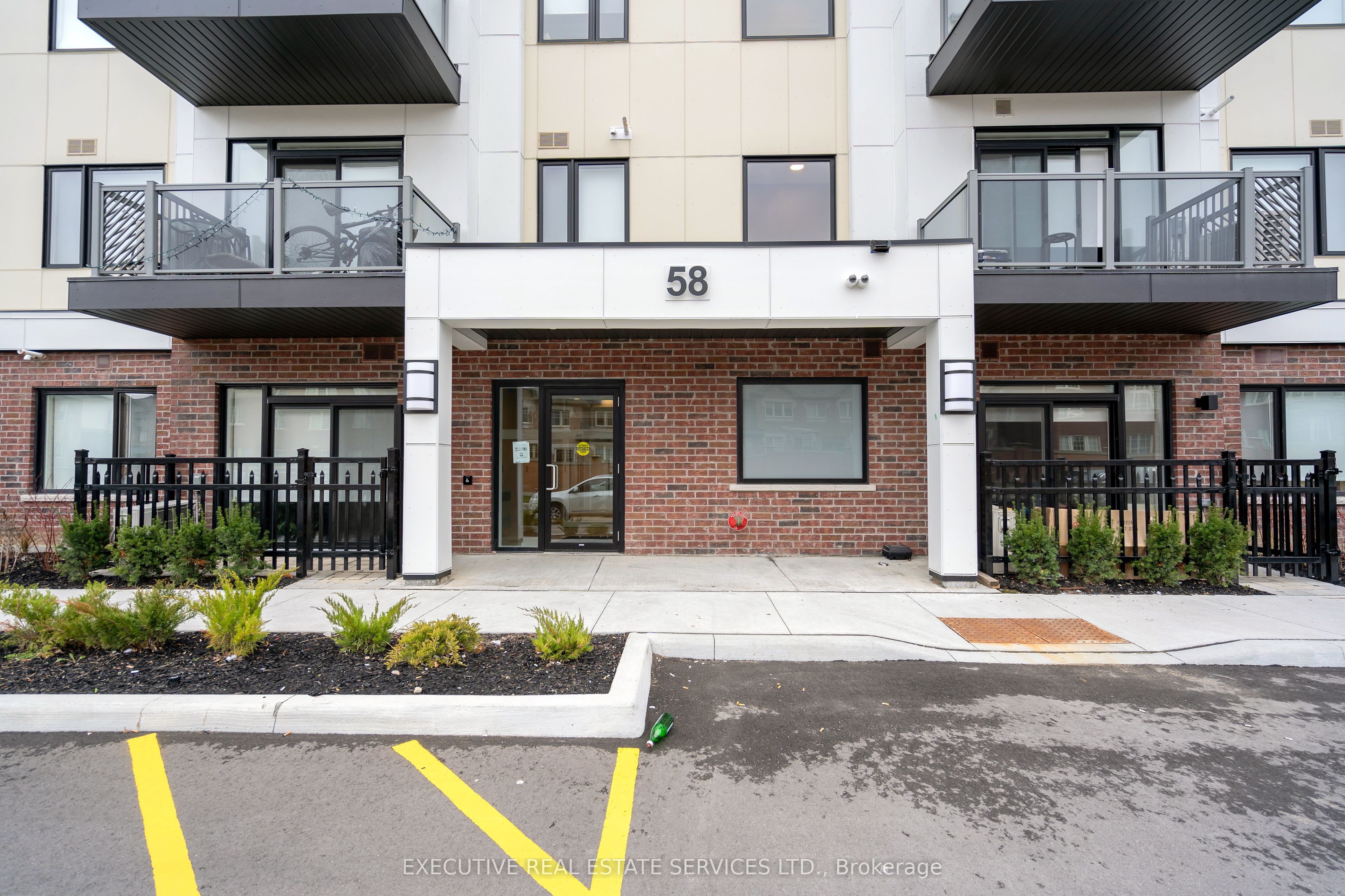 58 Sky Harbour Drive 402 Property Photo 7