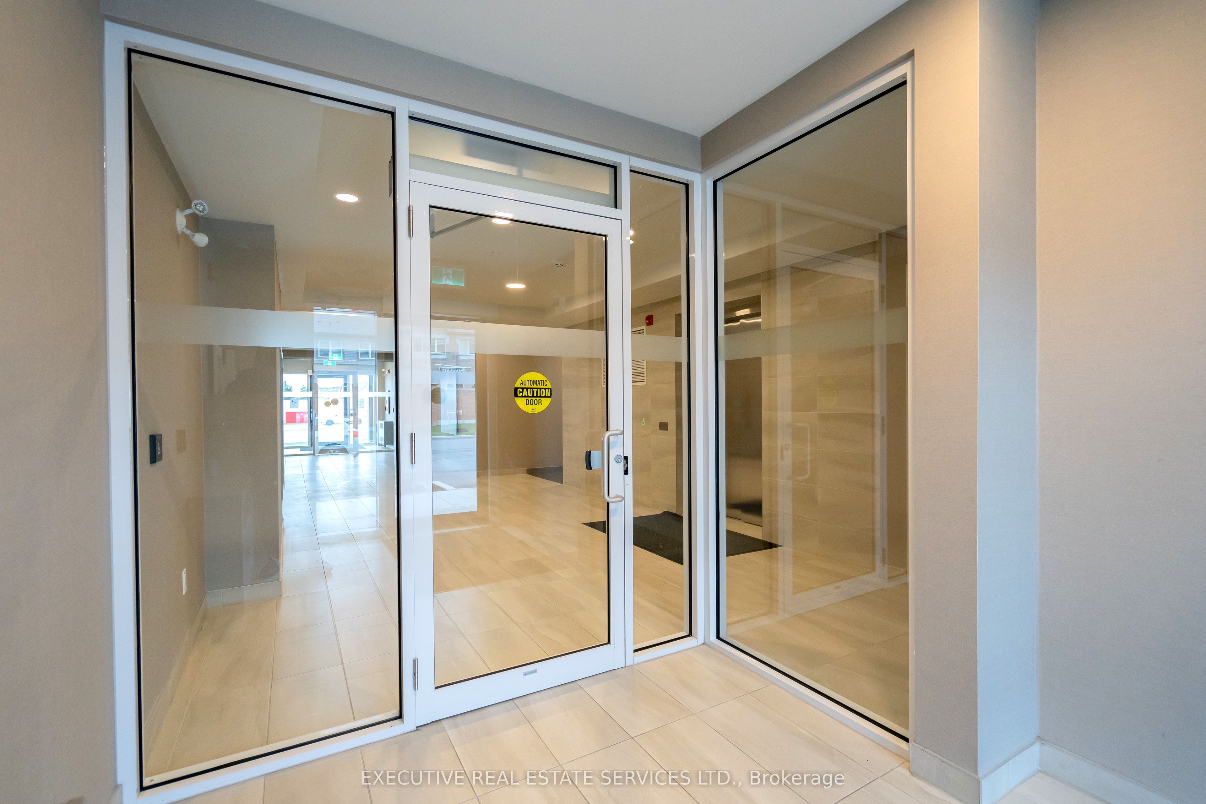 58 Sky Harbour Drive 402 Property Photo 8