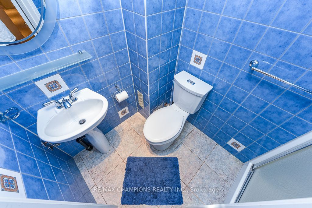 163 Simmons Boulevard Property Photo 34