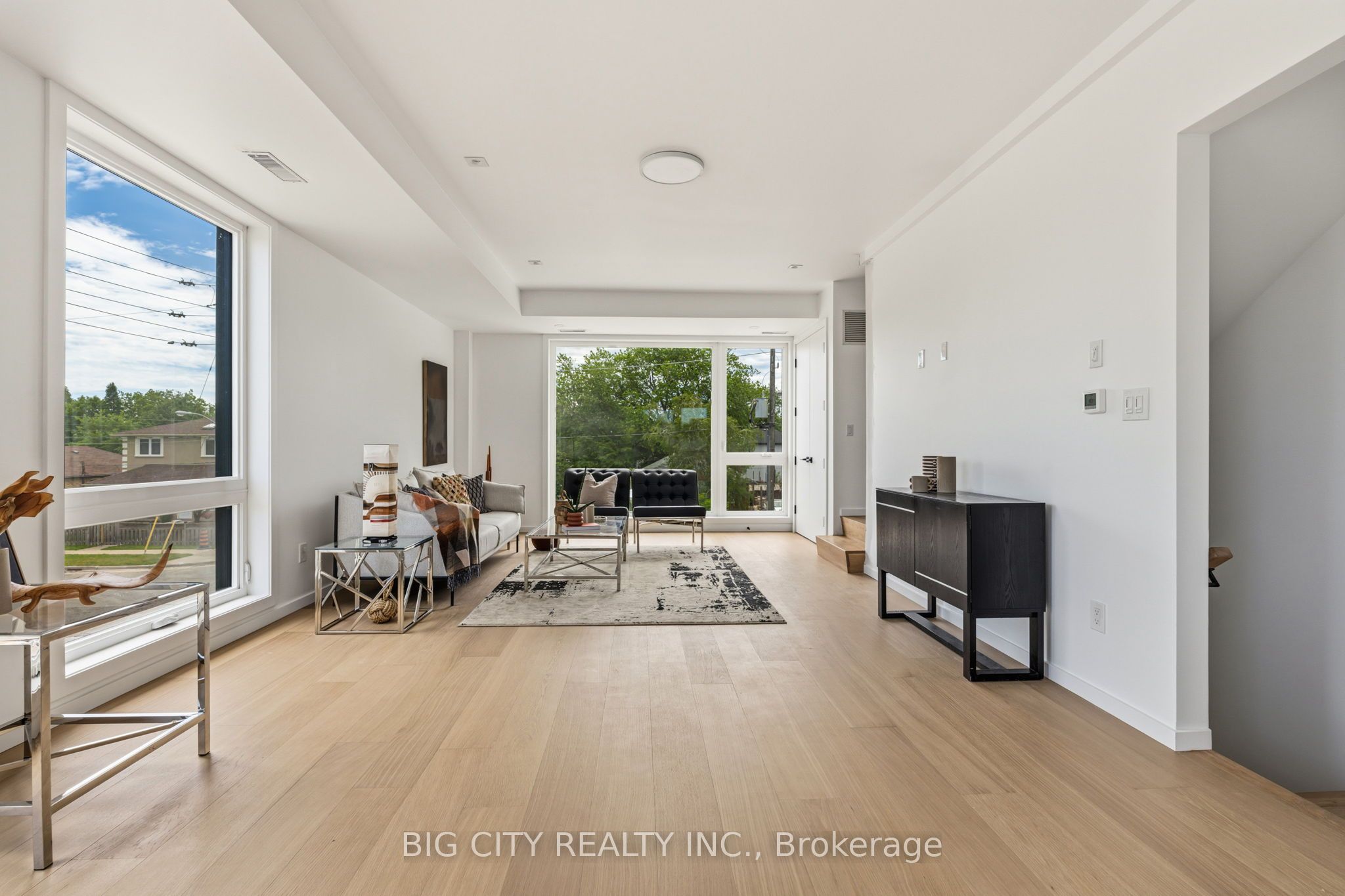 276 Lanor Avenue 3 Property Photo 6