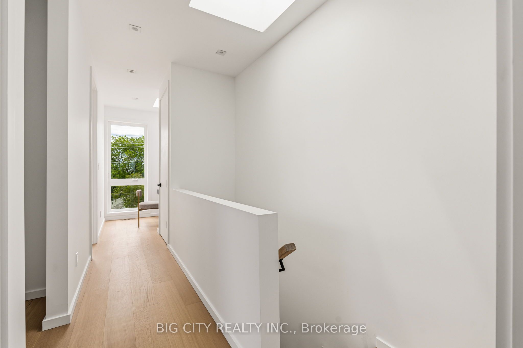 276 Lanor Avenue 3 Property Photo 20
