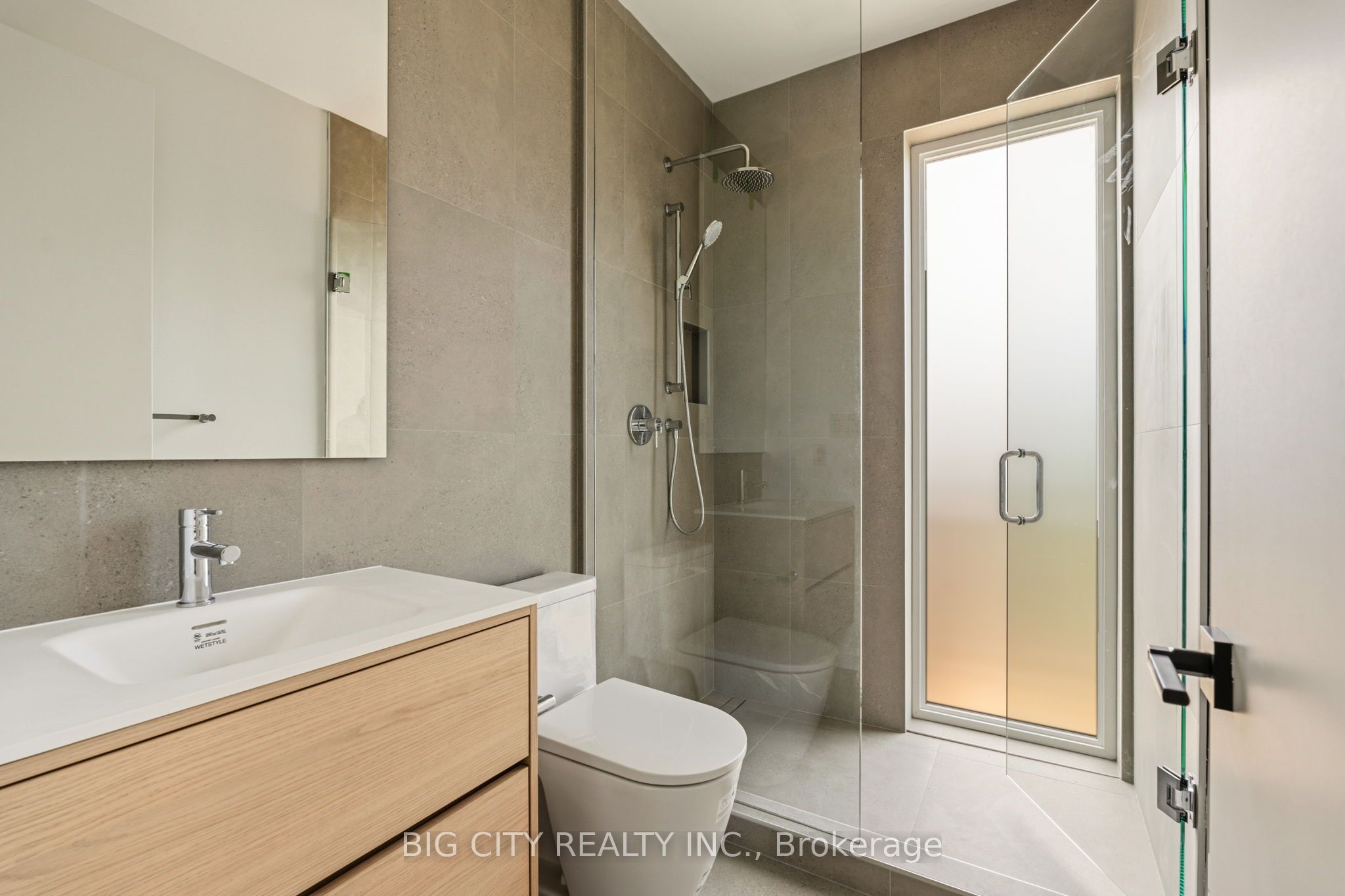 276 Lanor Avenue 3 Property Photo 27