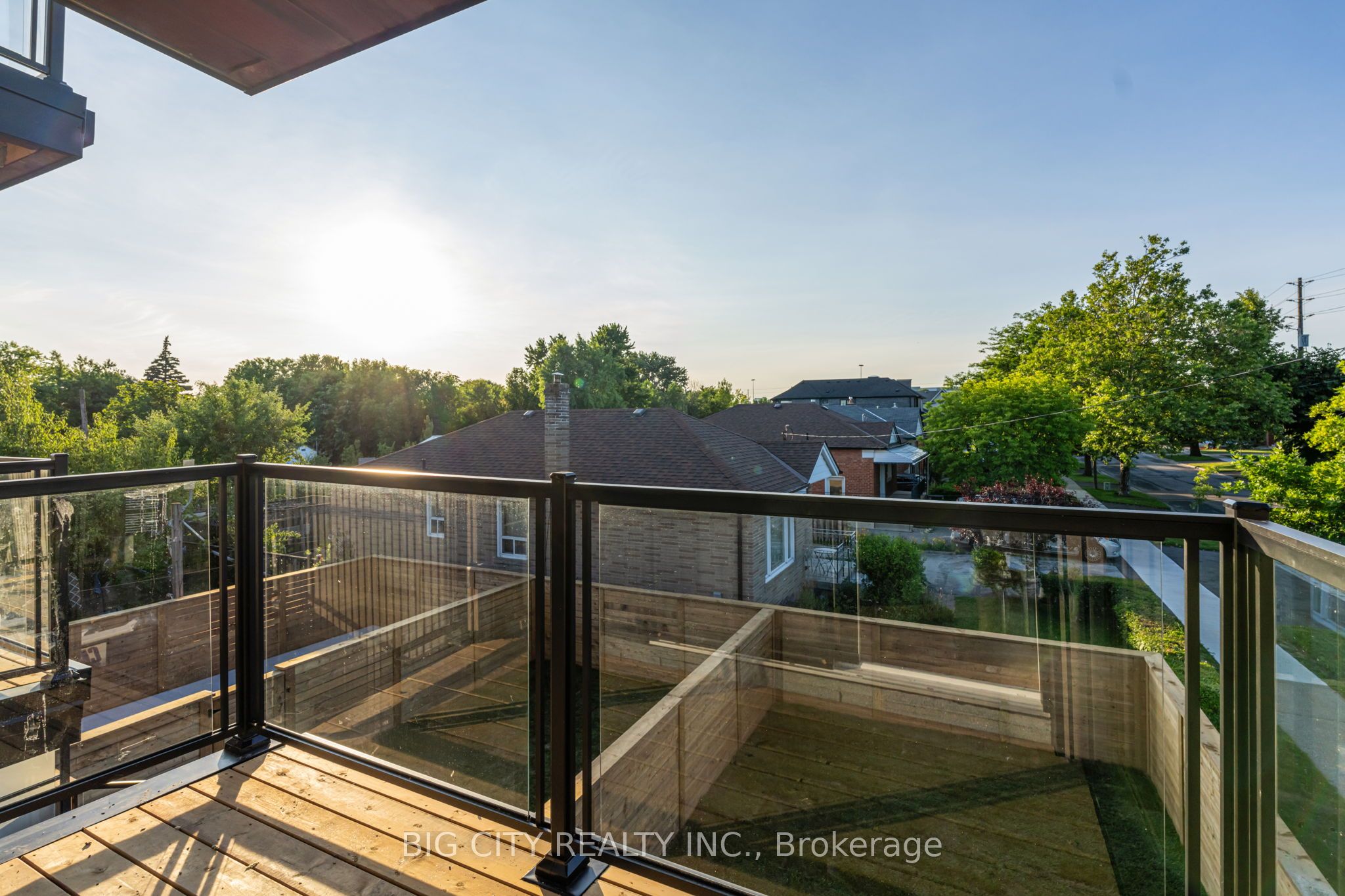 276 Lanor Avenue 3 Property Photo 35