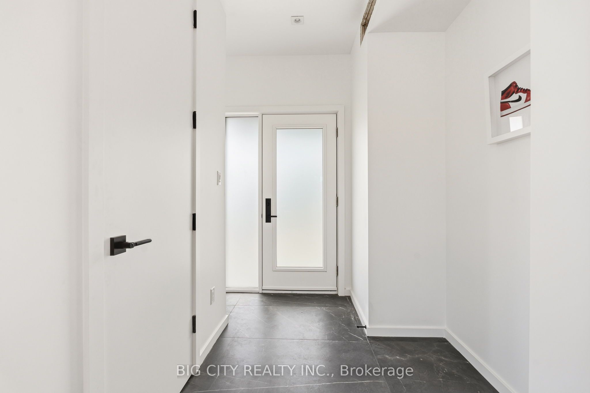 276 Lanor Avenue 1 Property Photo 5