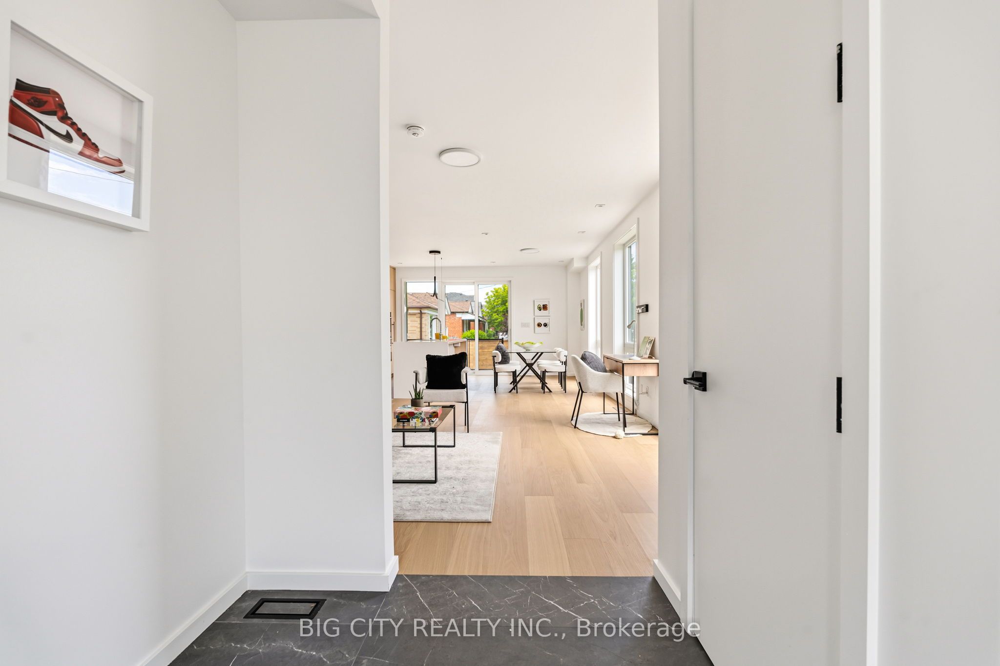 276 Lanor Avenue 1 Property Photo 6