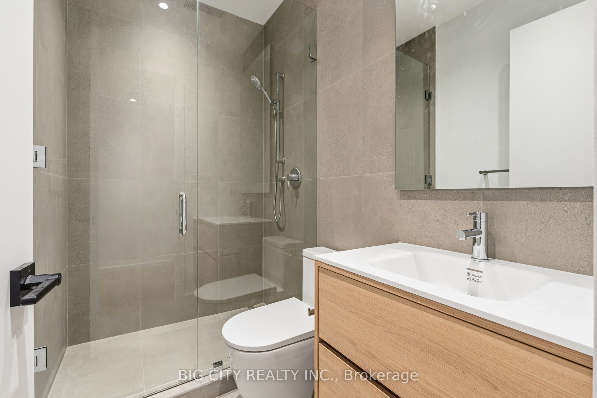 276 Lanor Avenue 1 Property Photo 32