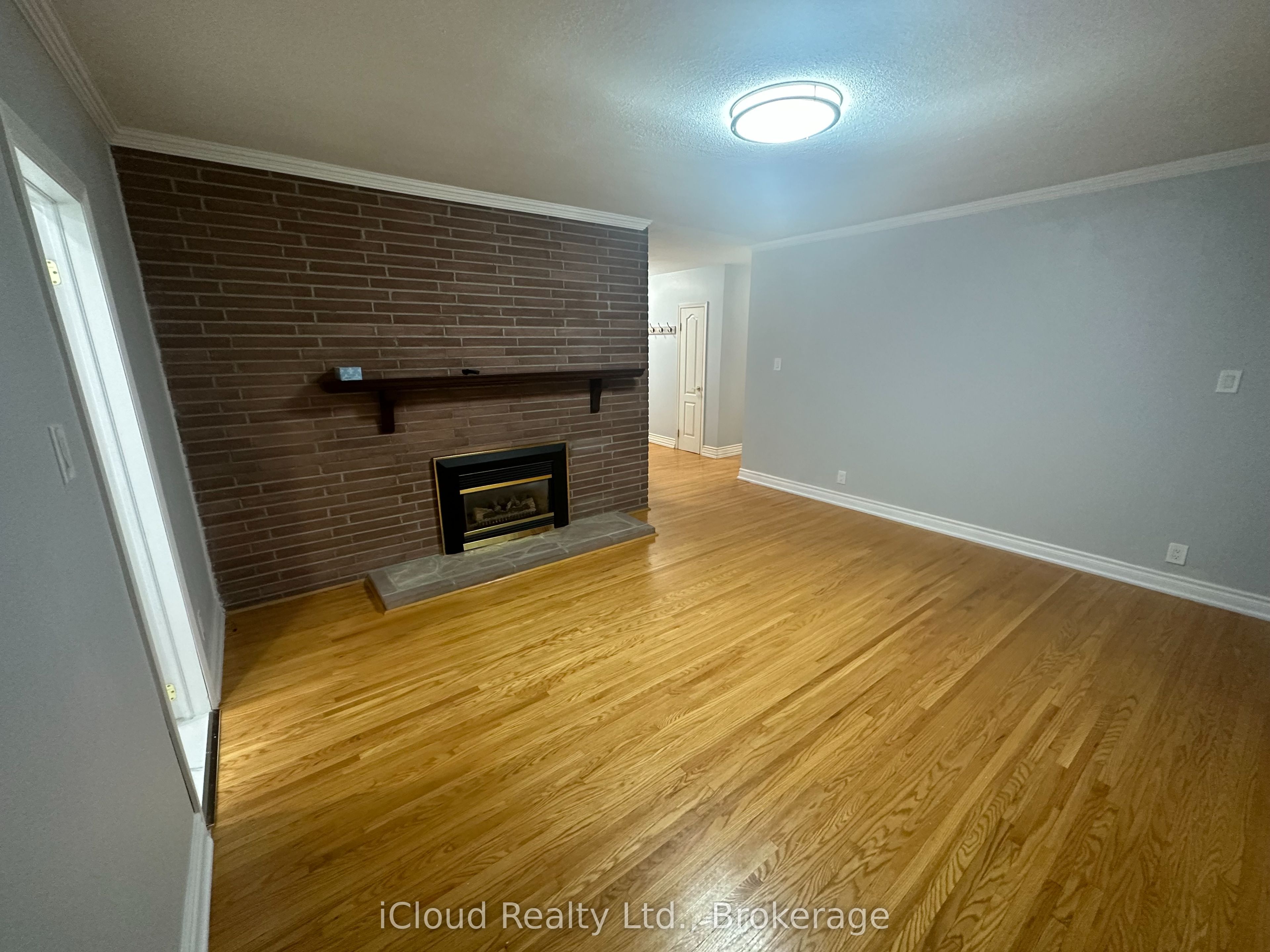 17 Sora Drive Main Property Photo 16
