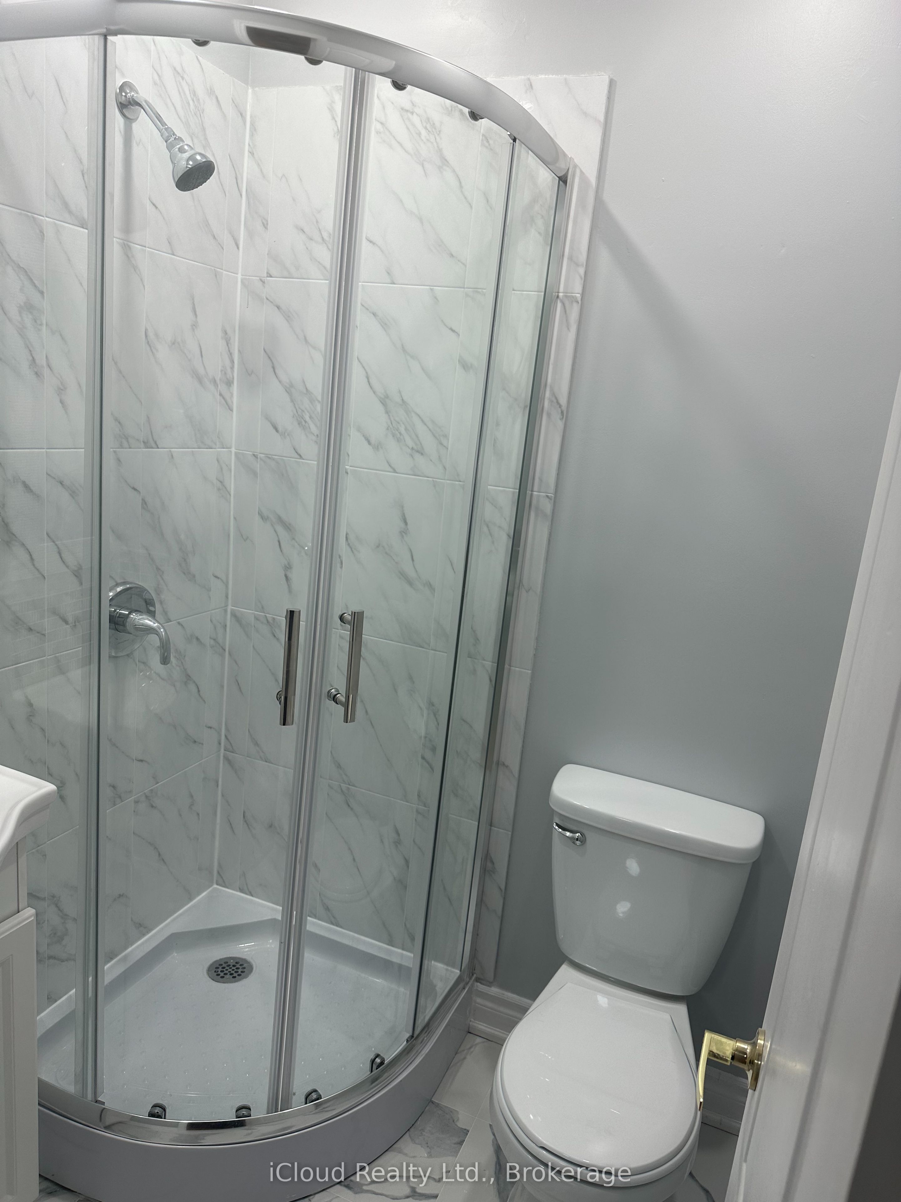 17 Sora Drive Main Property Photo 20