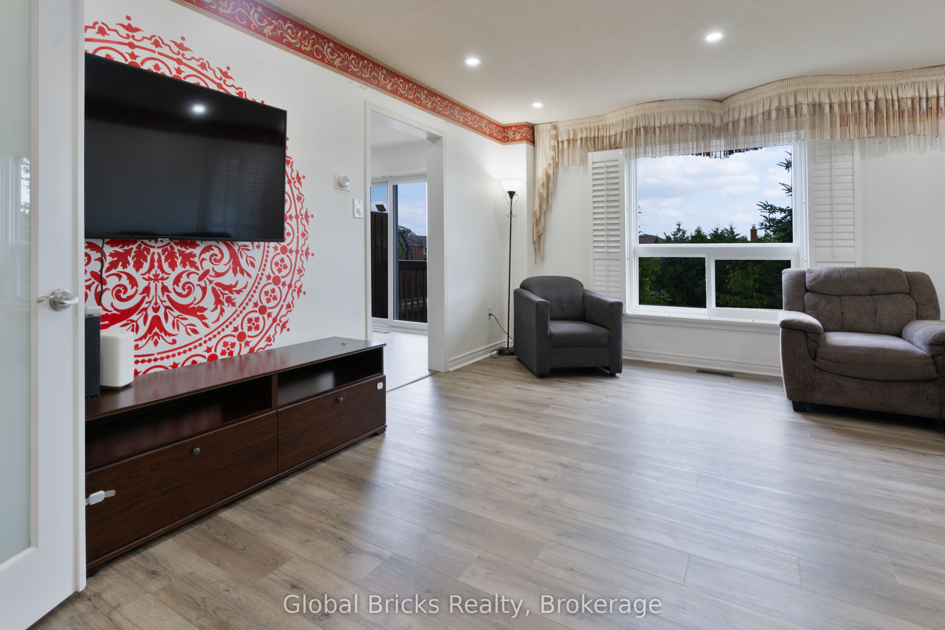 85 Millstone Drive Property Photo 12