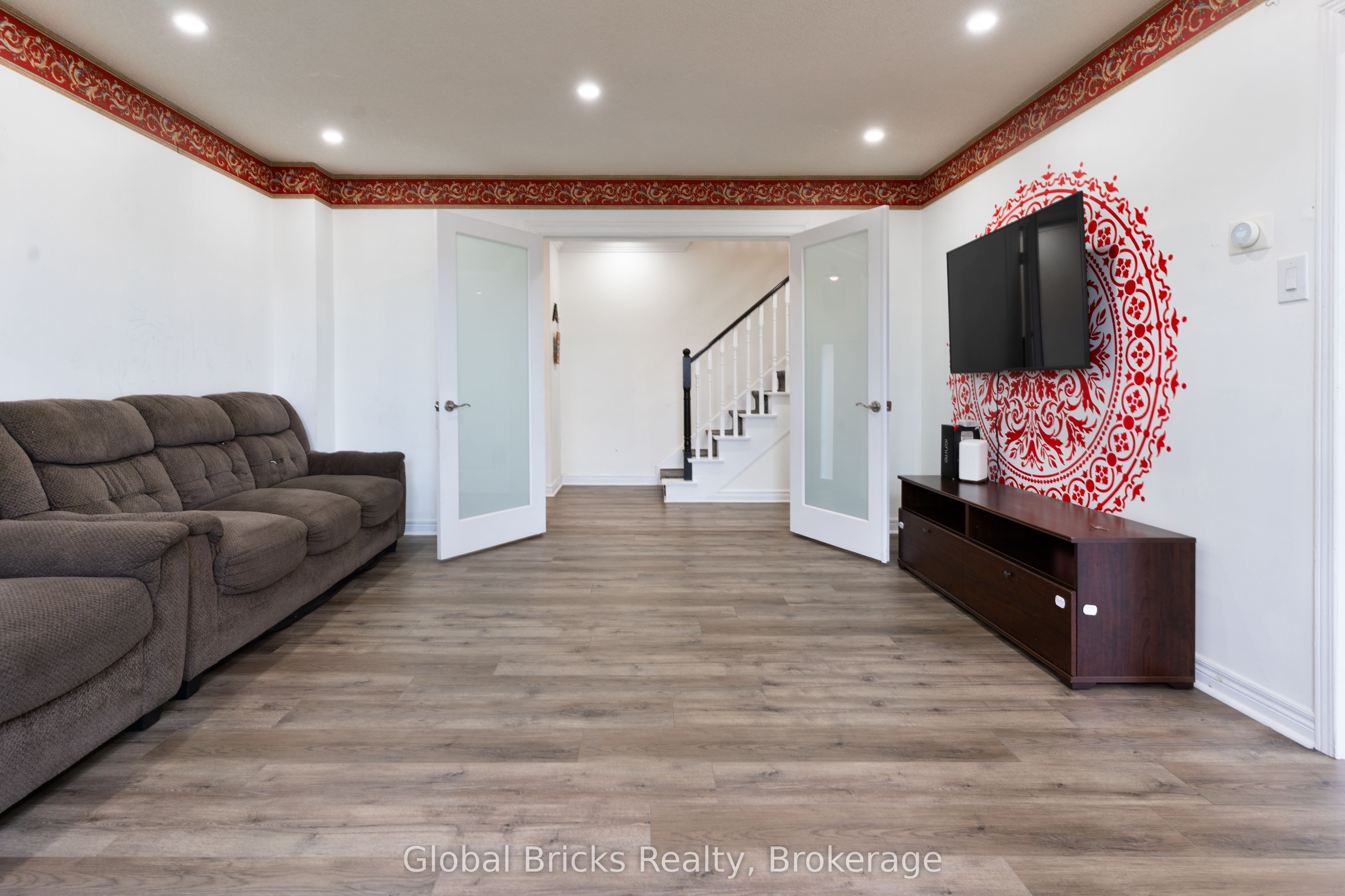 85 Millstone Drive Property Photo 13