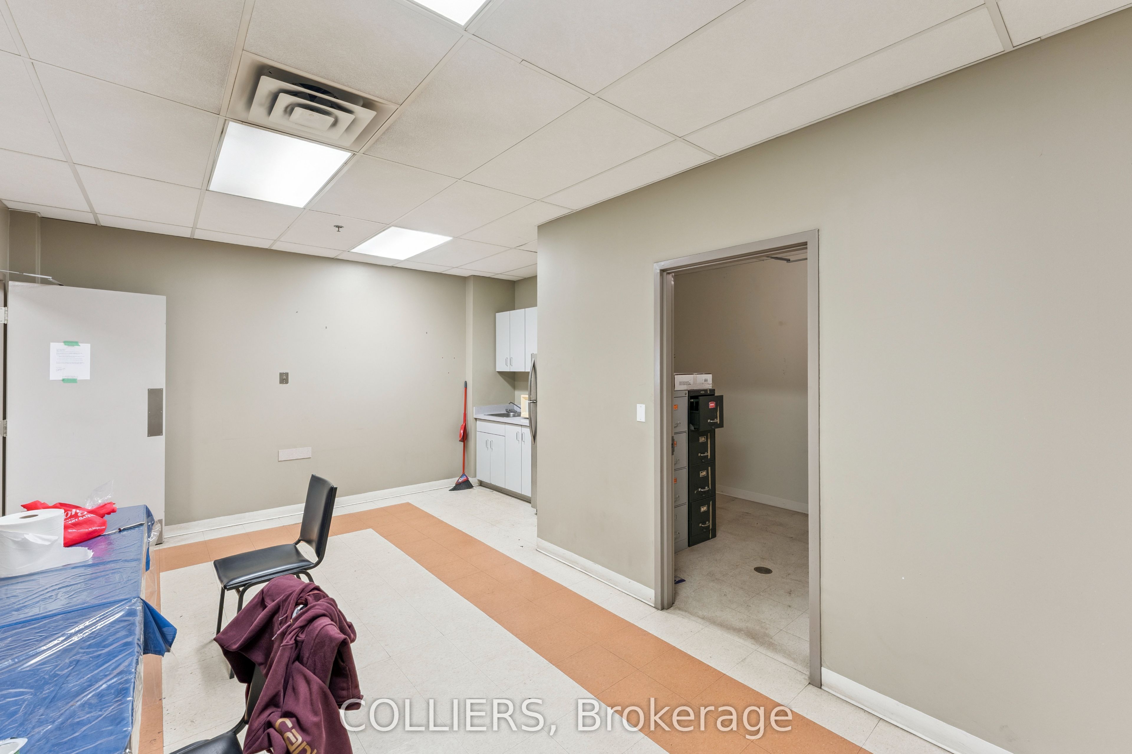 120 Van Kirk Drive B Property Photo 19