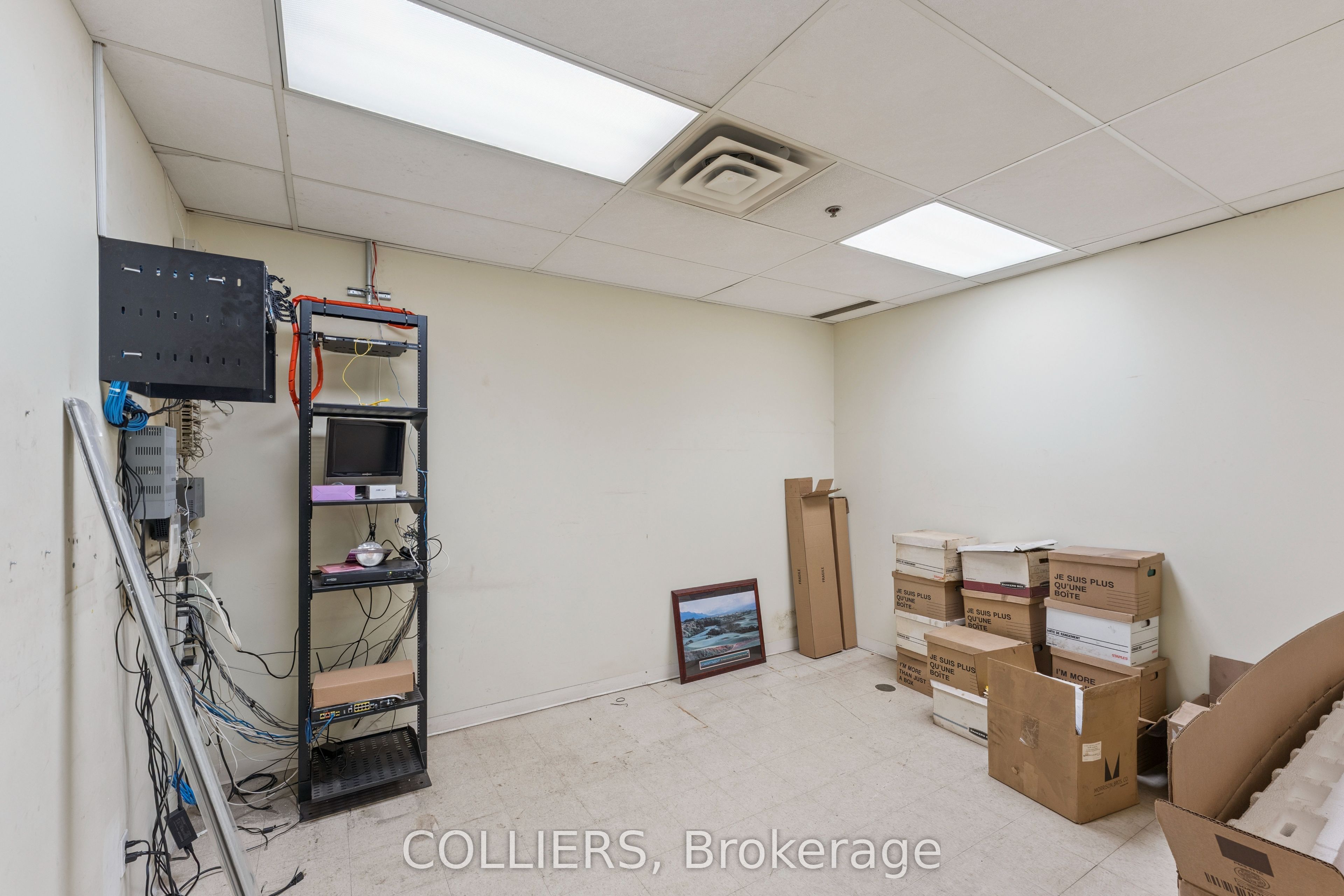 120 Van Kirk Drive B Property Photo 27