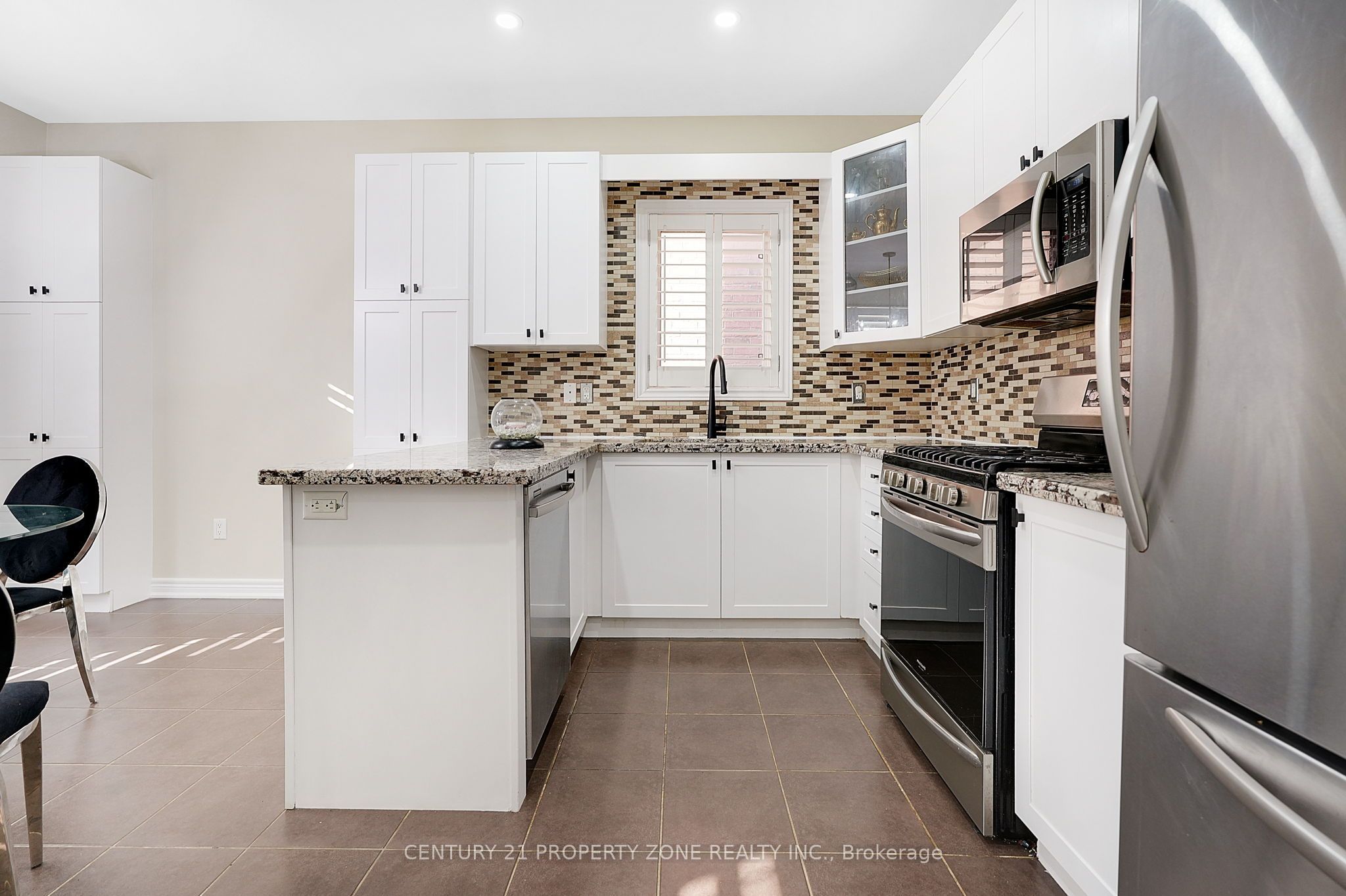 38 Callalily Road Property Photo 11
