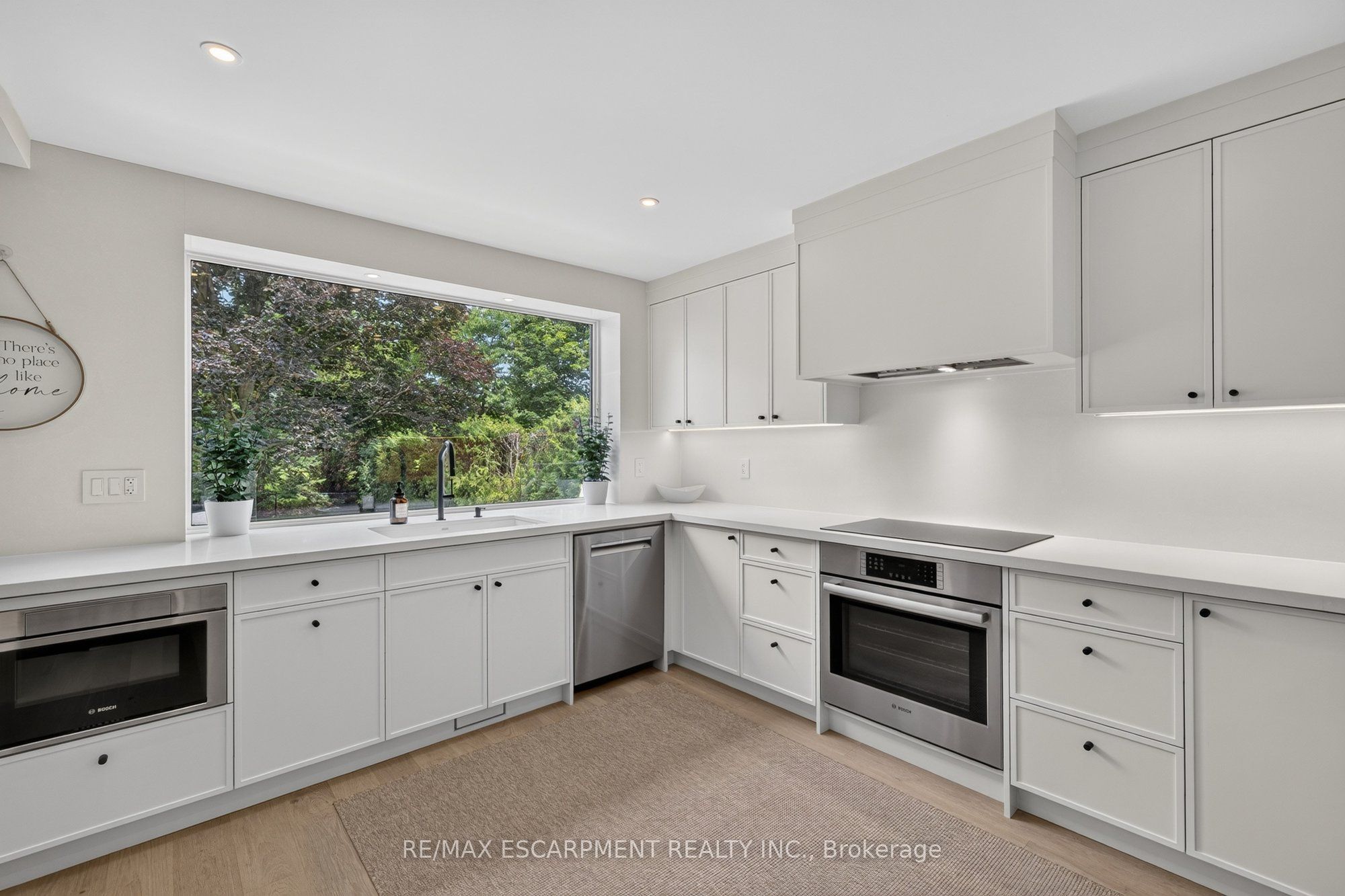 429 Claremont Crescent Property Photo 14