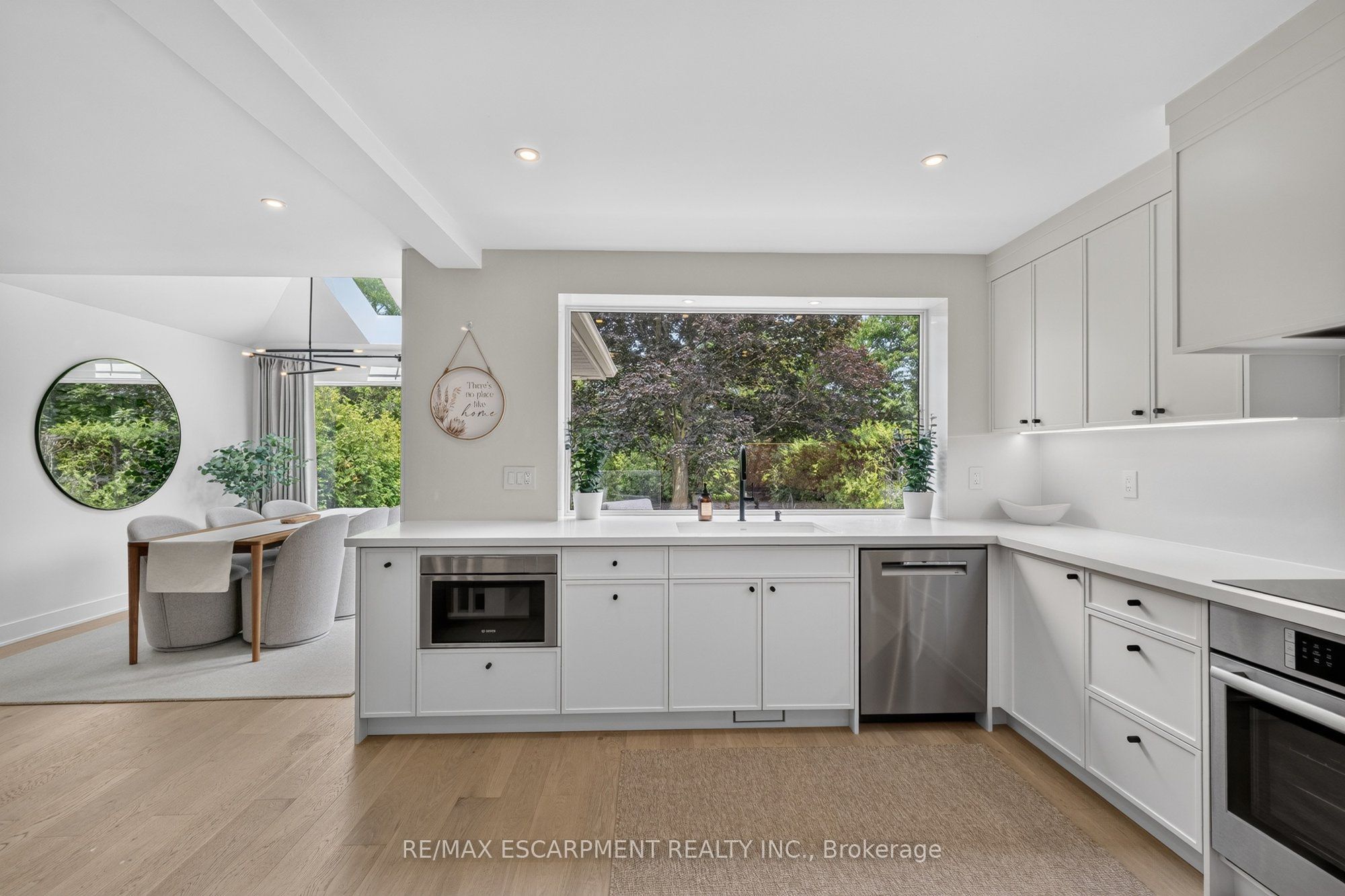 429 Claremont Crescent Property Photo 15