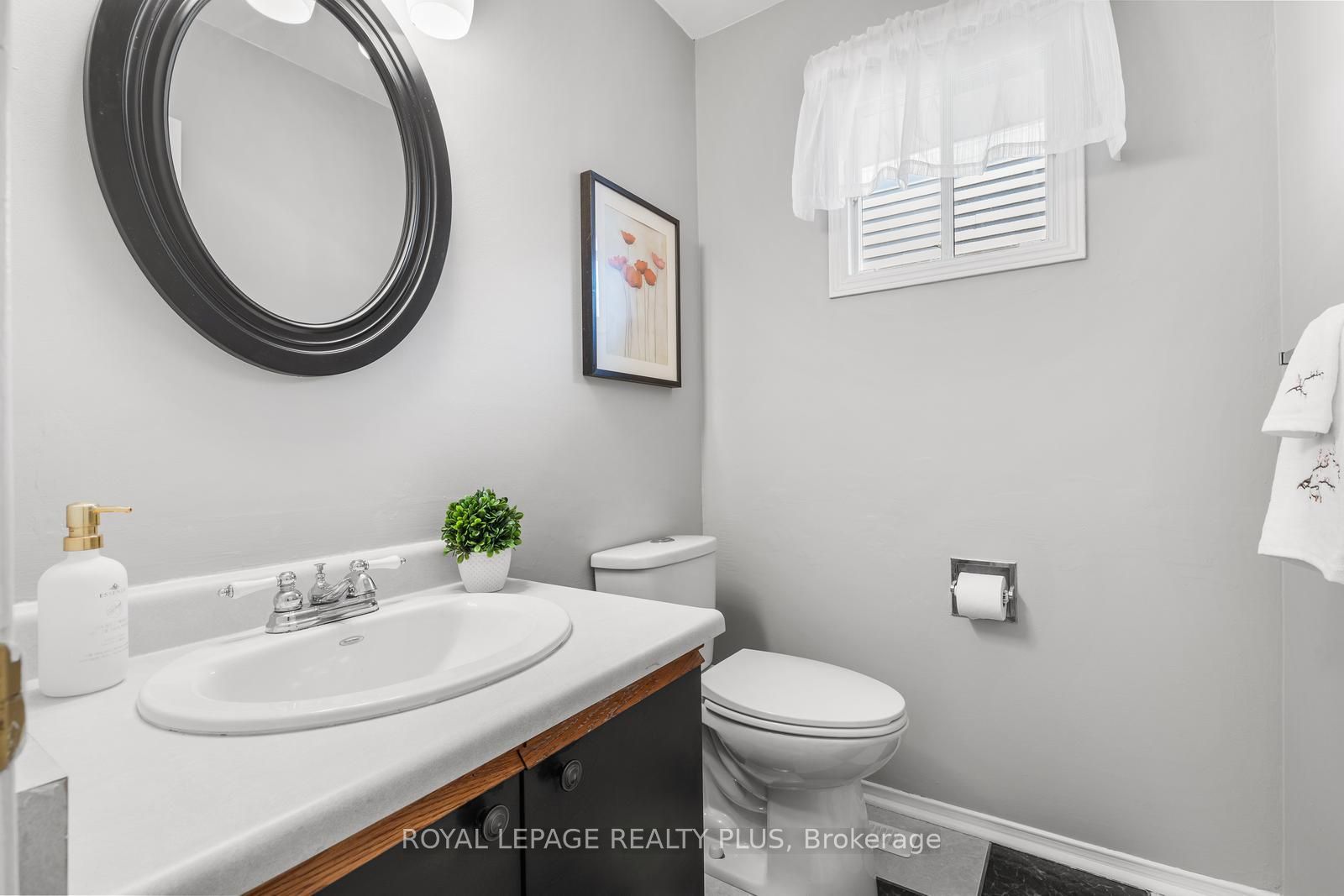 3189 Coldstream Road Property Photo 9