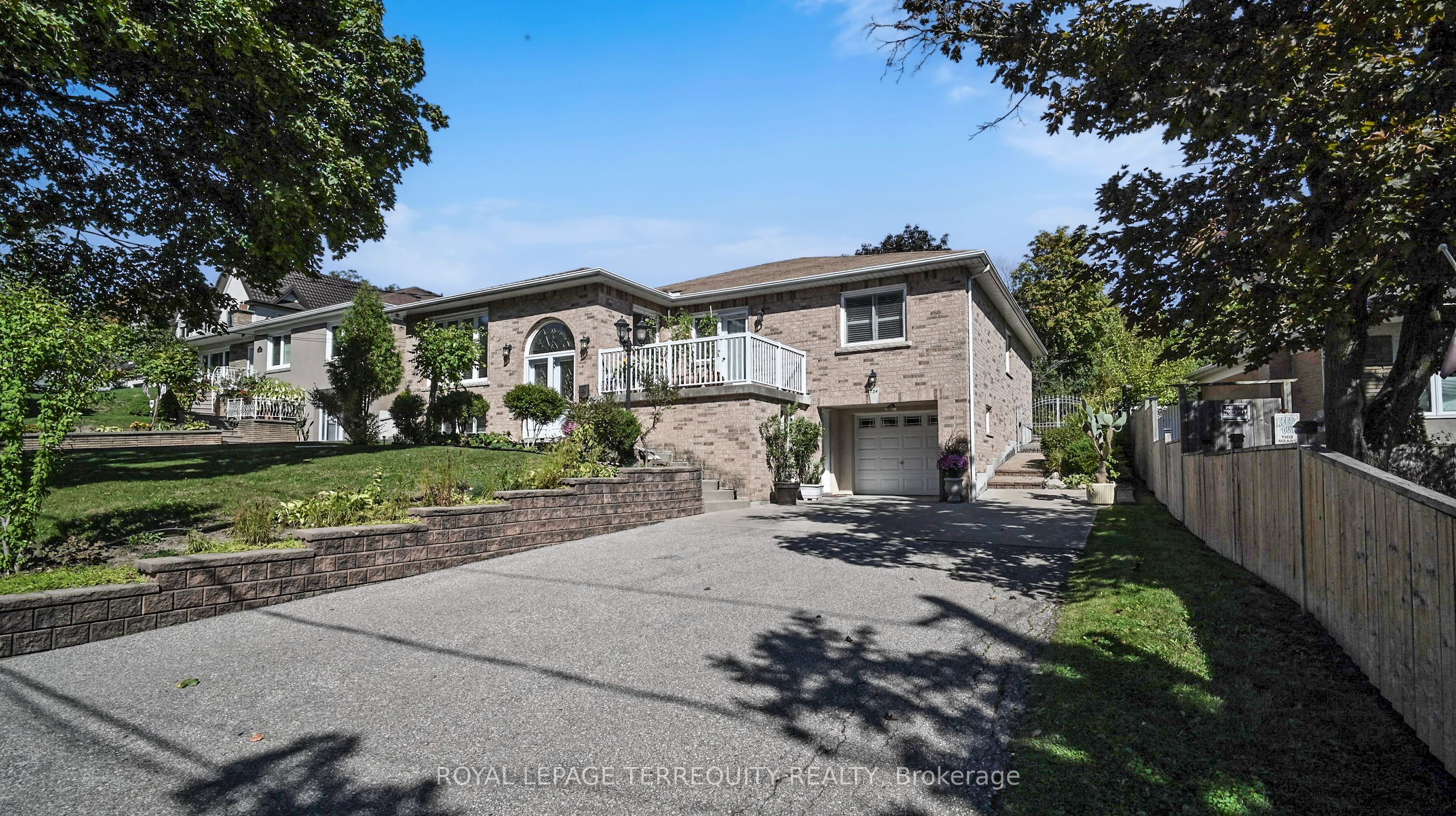 134 Hadrian Drive Property Photo 4