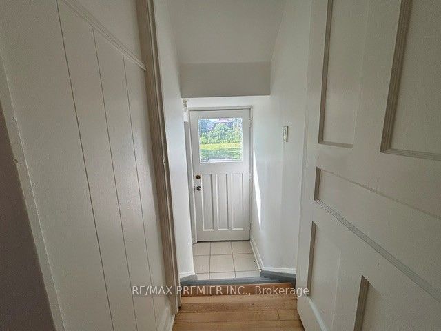 21 Aura Lea Boulevard Property Photo 19