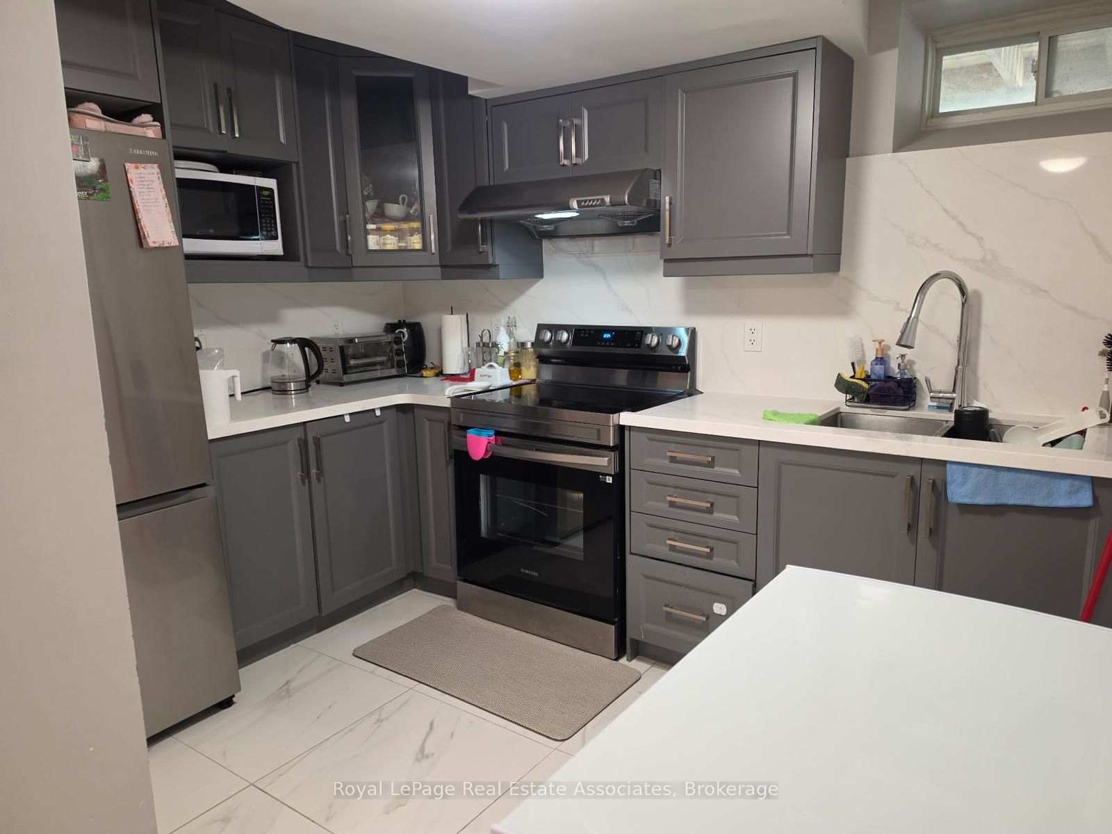1241 Raspberry Terrace Property Photo 4
