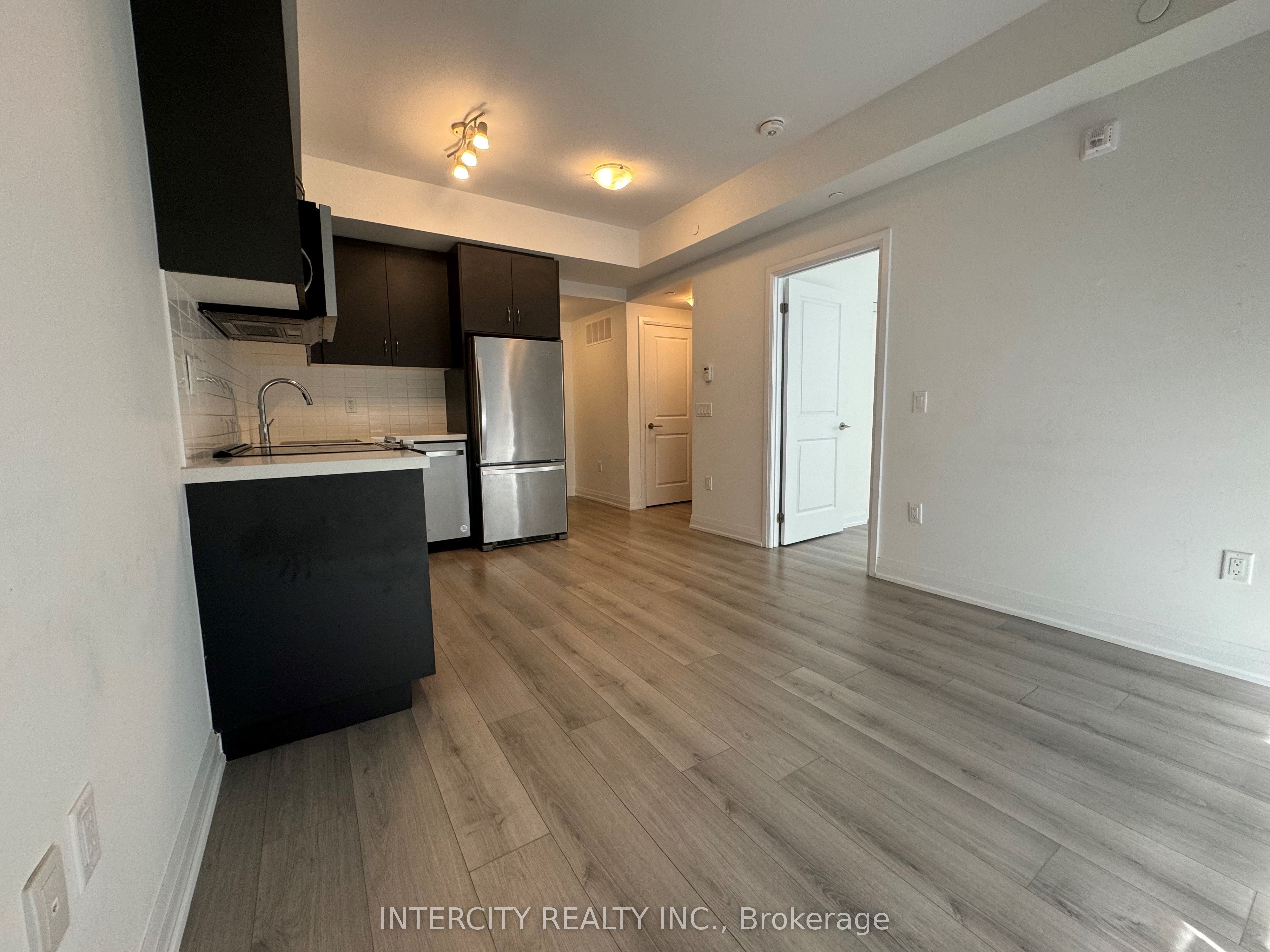 85 Attmar Drive 138 Property Photo 10