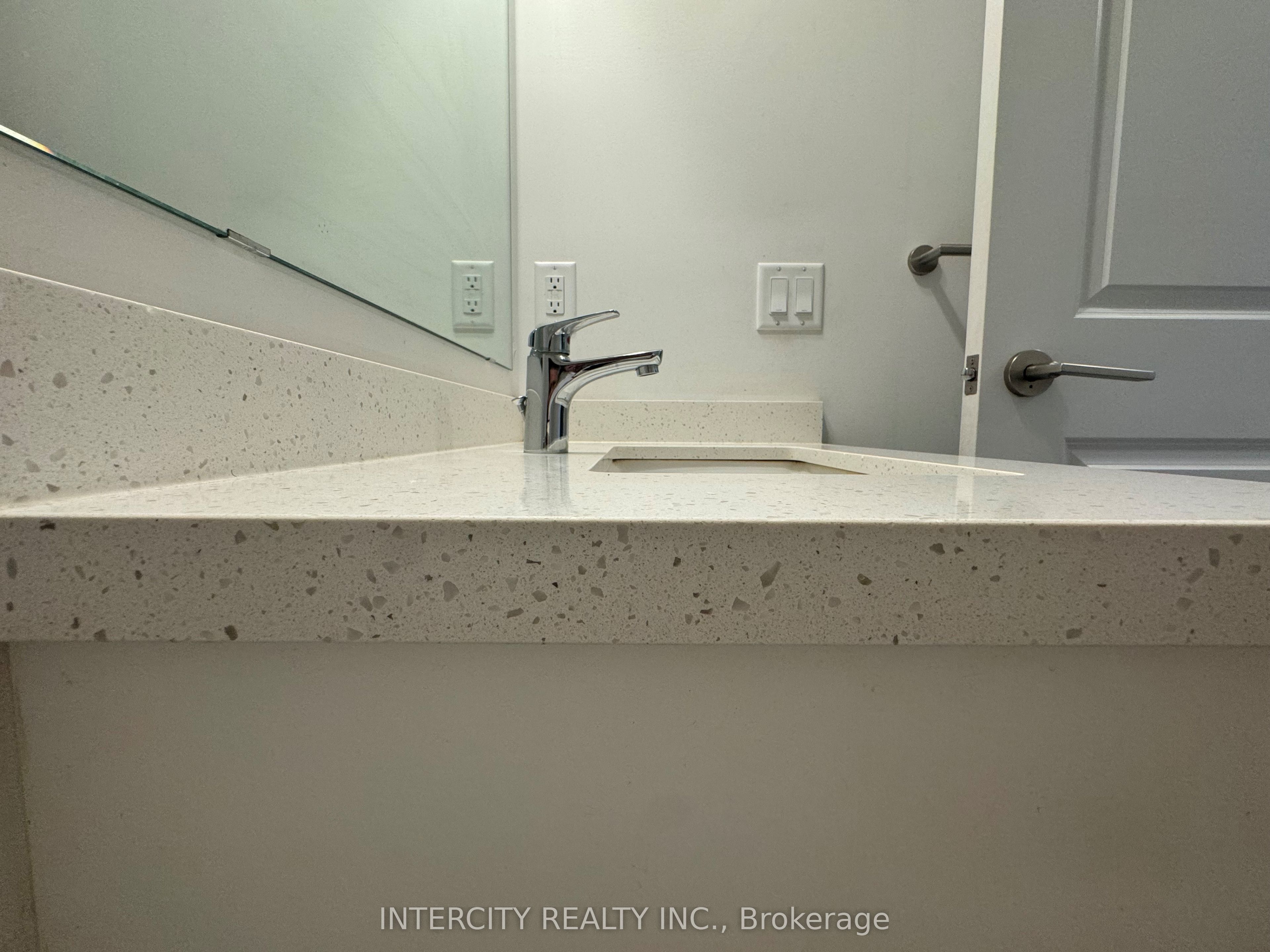 85 Attmar Drive 138 Property Photo 17