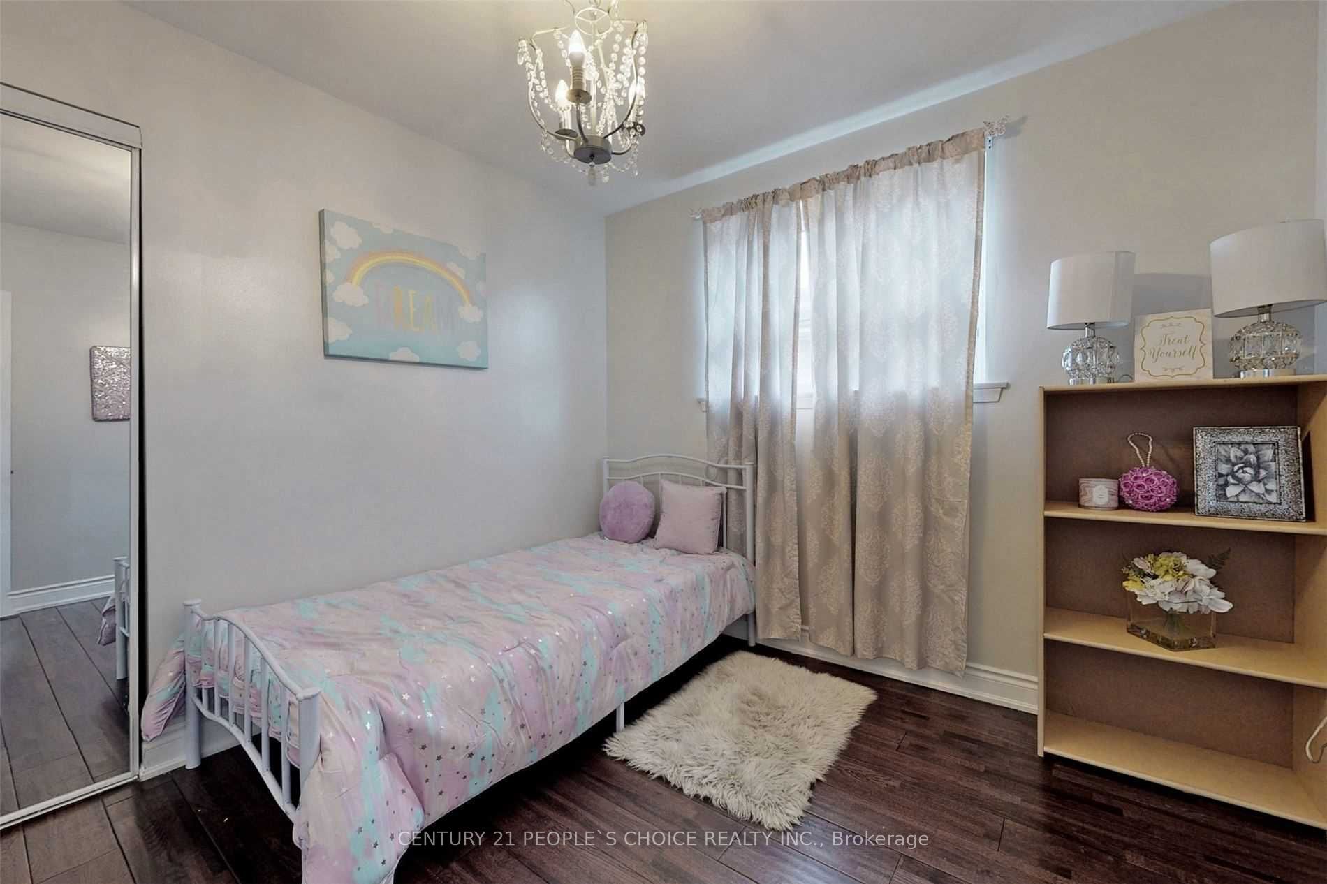 107 Spenvalley Drive Main Property Photo 13