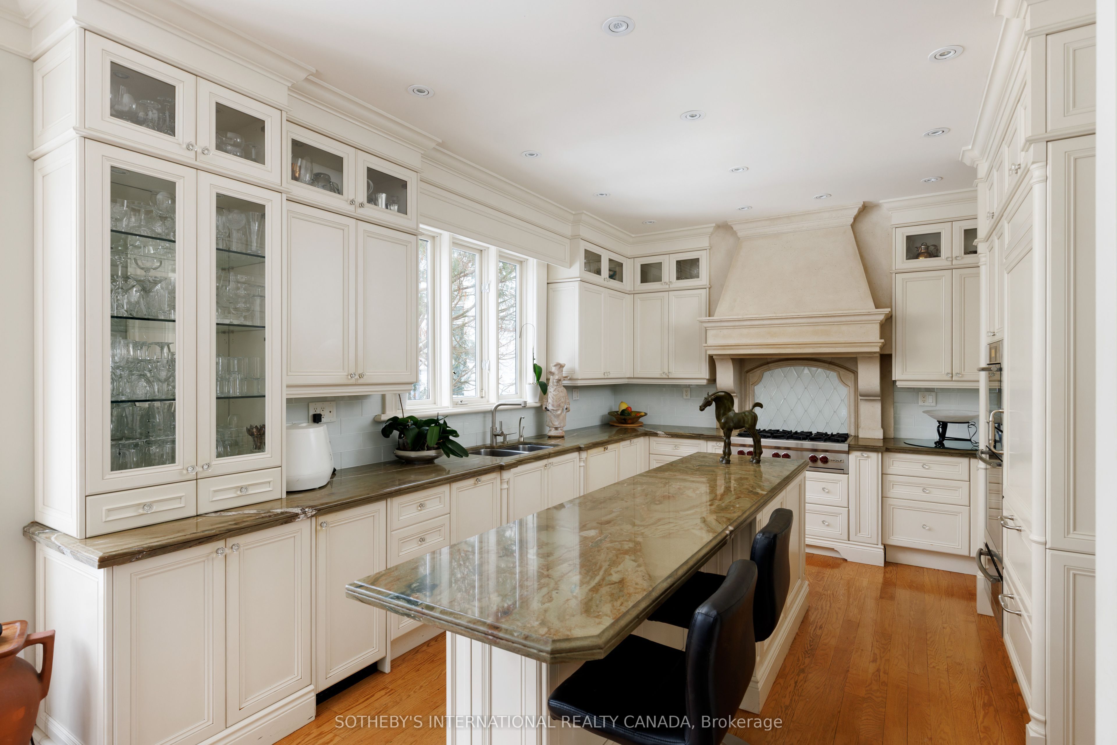 23 Edenbrook Hill Property Photo 14
