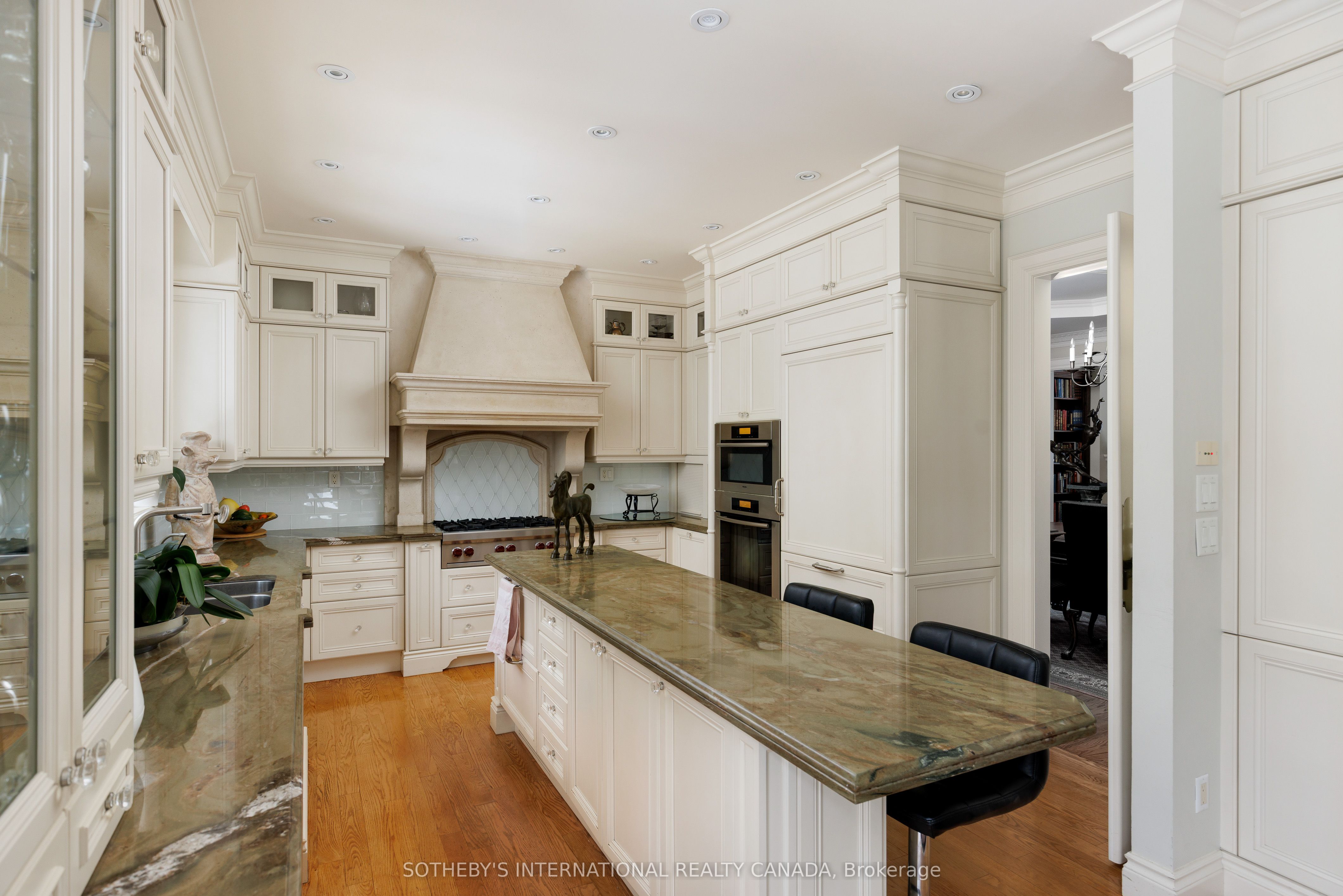 23 Edenbrook Hill Property Photo 15