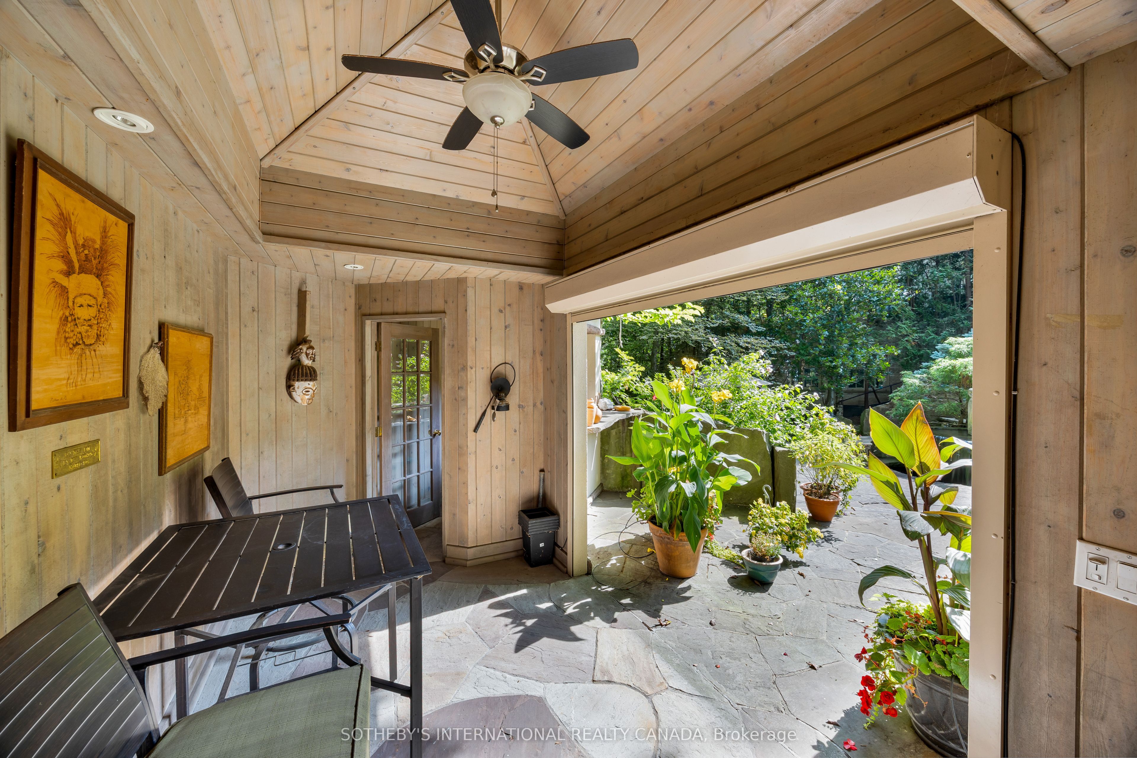 23 Edenbrook Hill Property Photo 27